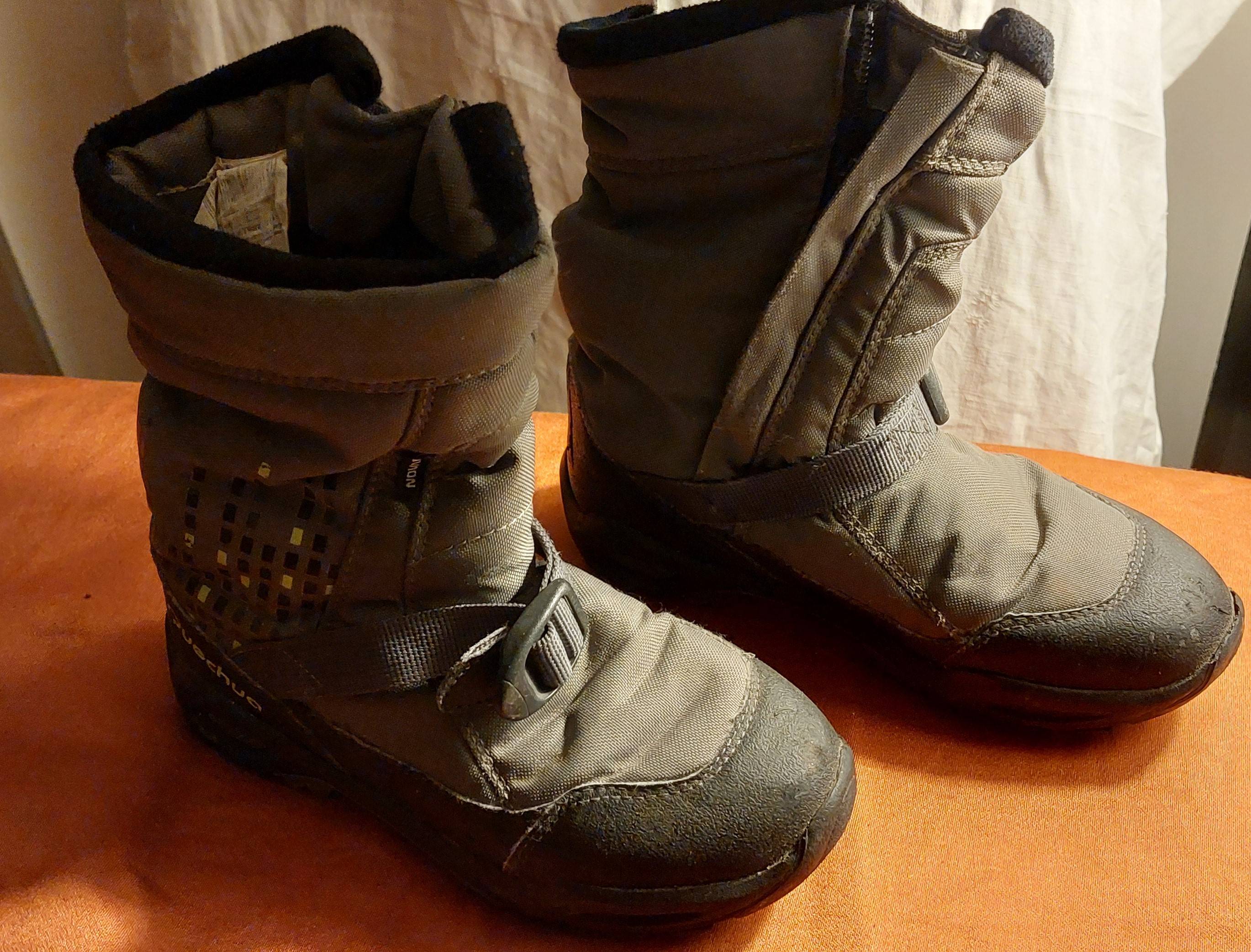 Vends chaussures d’hiver et/ou bottes de neige chaudes imperméables - Pointure 34