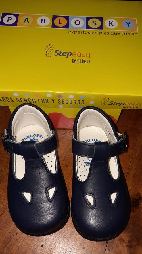 Chaussures neuves enfants by Pablosky - Pointure 19