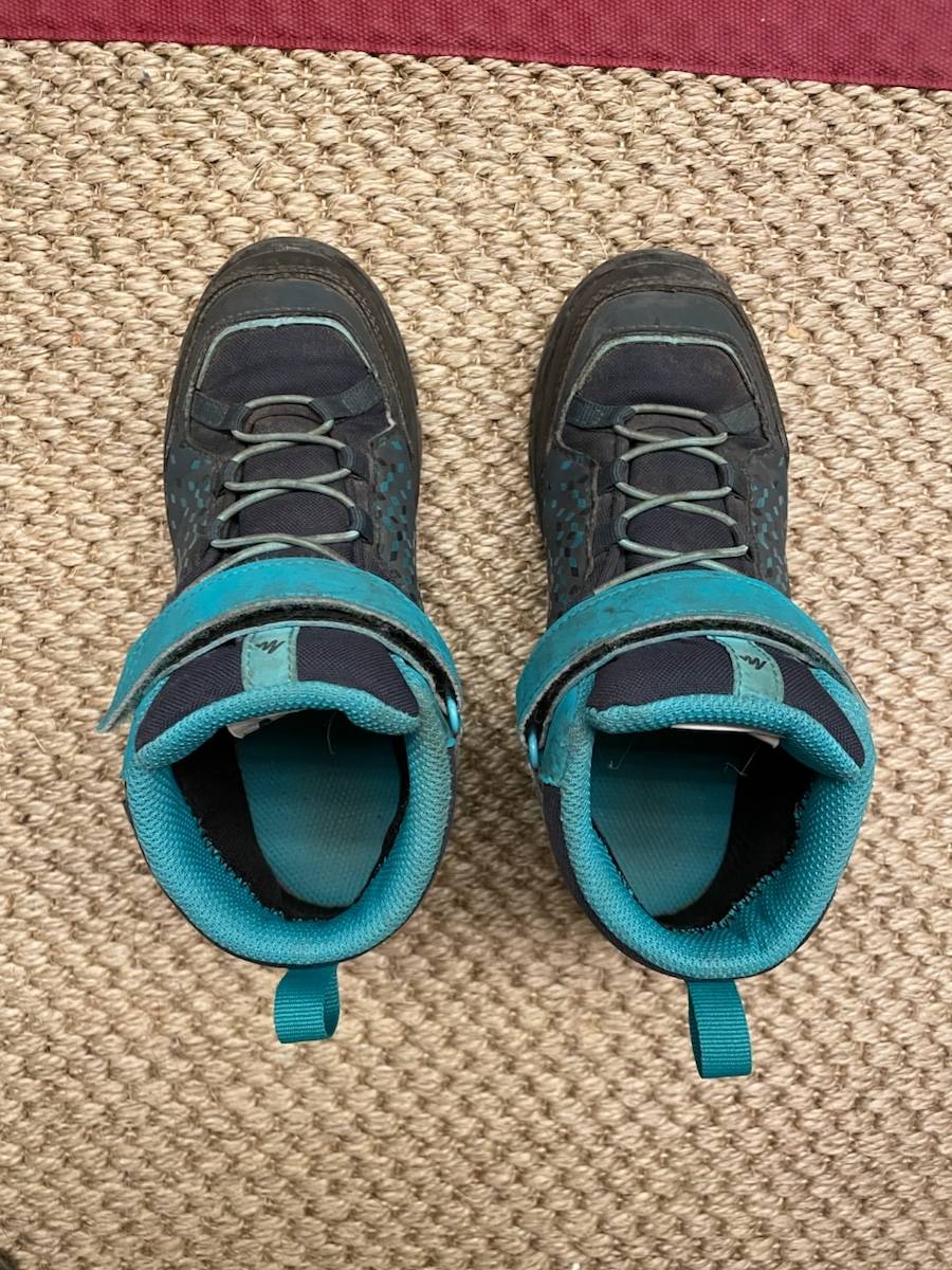 Vends chaussures de randonnée enfant - Pointure 32