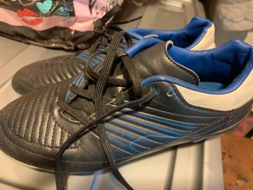 Chaussures rugby pointure 33 Décathlon