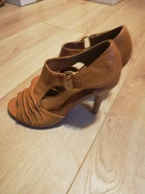 Chaussures sandales à talons 36