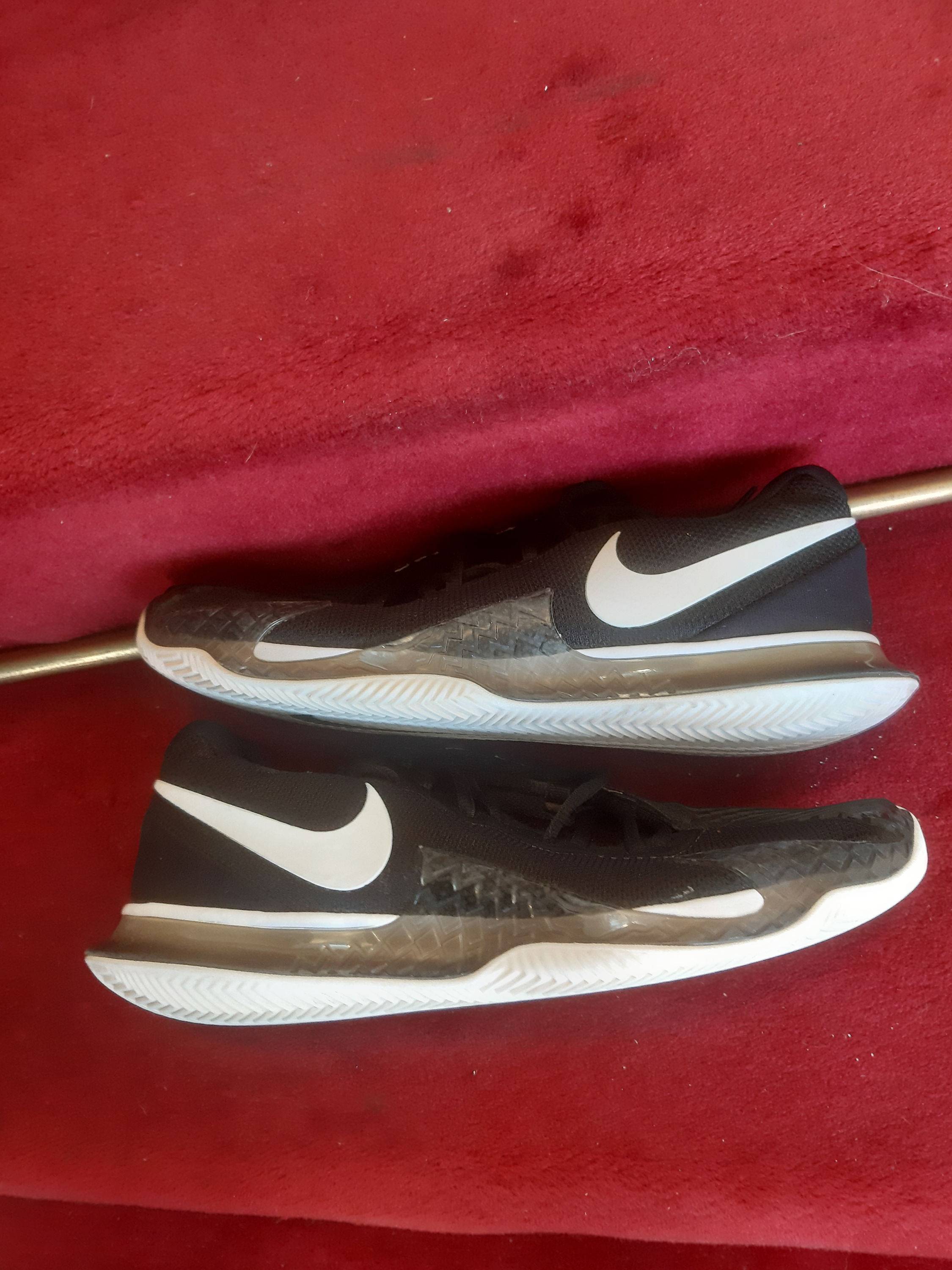 Vends chaussures Nike - Pointure 45