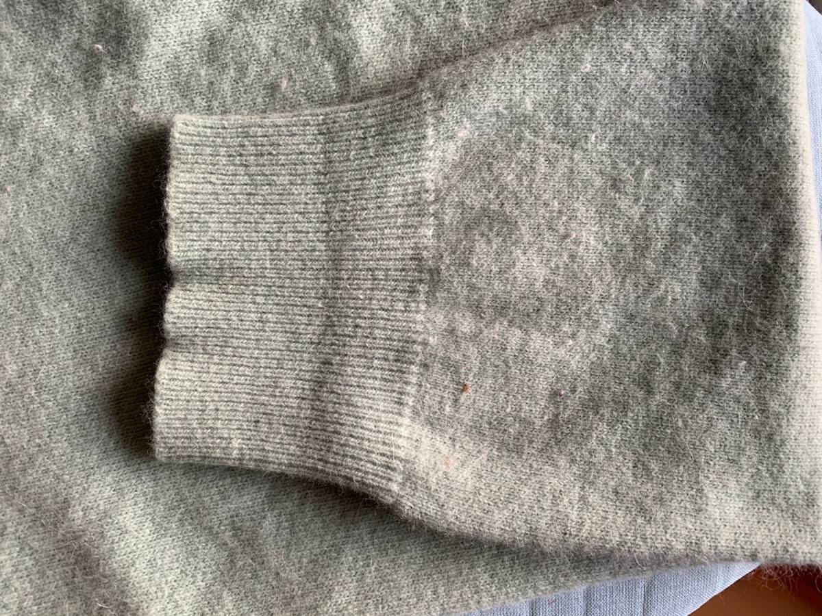 Vends pull col cheminé en laine et acrylique jamais porté - Taille XS