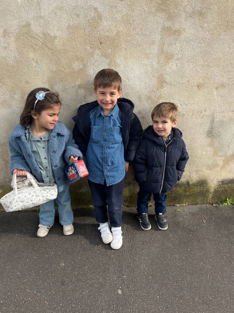 Cherche nounou à partir de septembre pour garder nos 3 enfants le mercredi, quartier Notre Dame