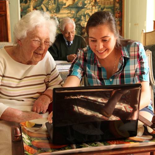 Cherche senior (+60 ans) pour accueillir un jeune en cohabitation intergénérationnelle
