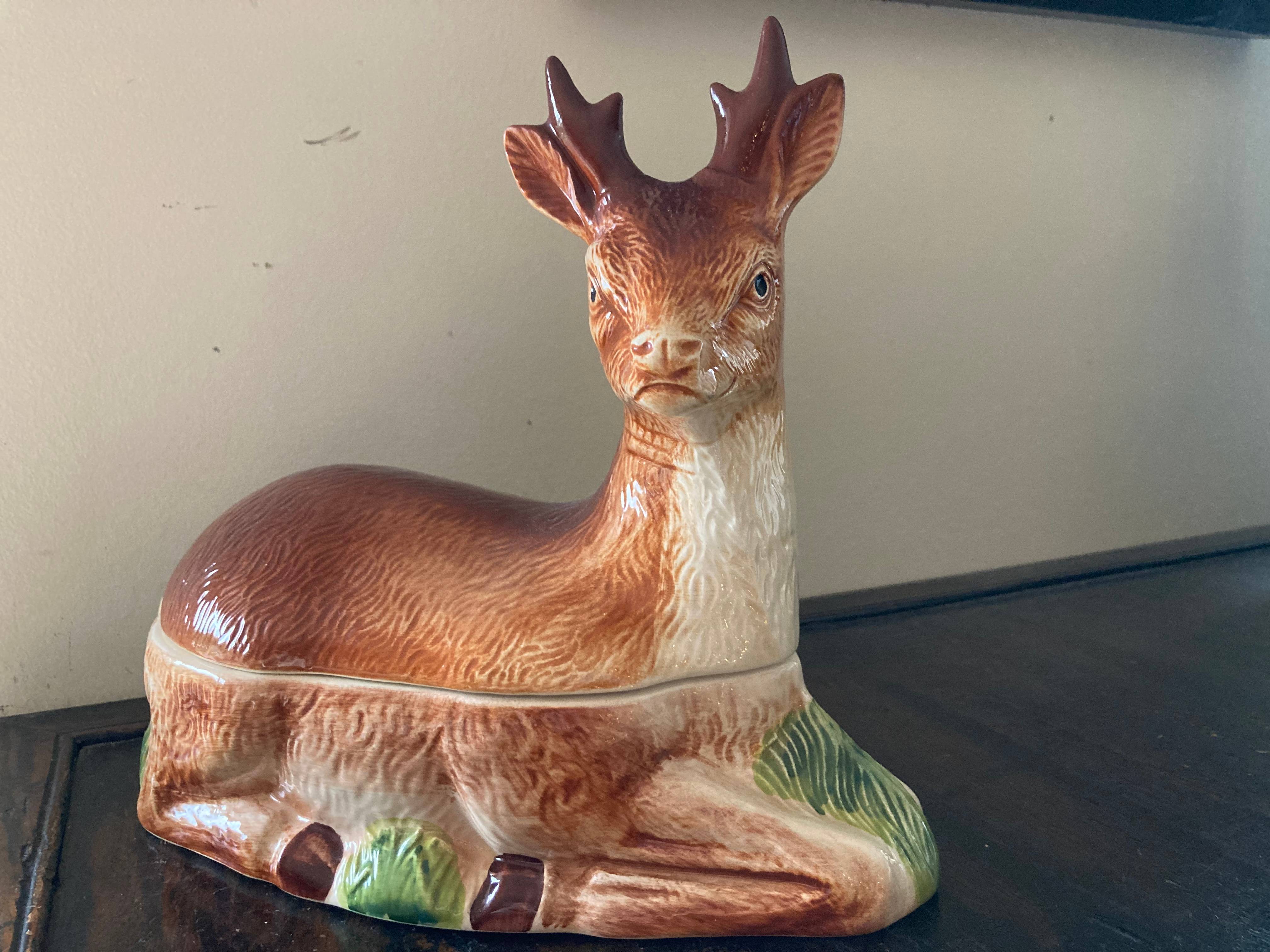 Vends faon terrine ancienne grande taille en faïence Michel Caugant