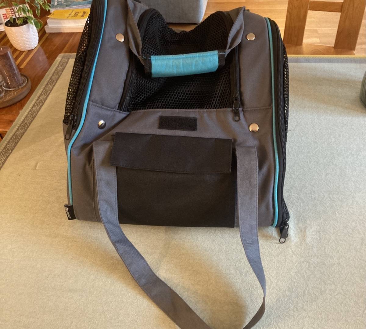 Vends Sac à dos chien maxi 7 kilos