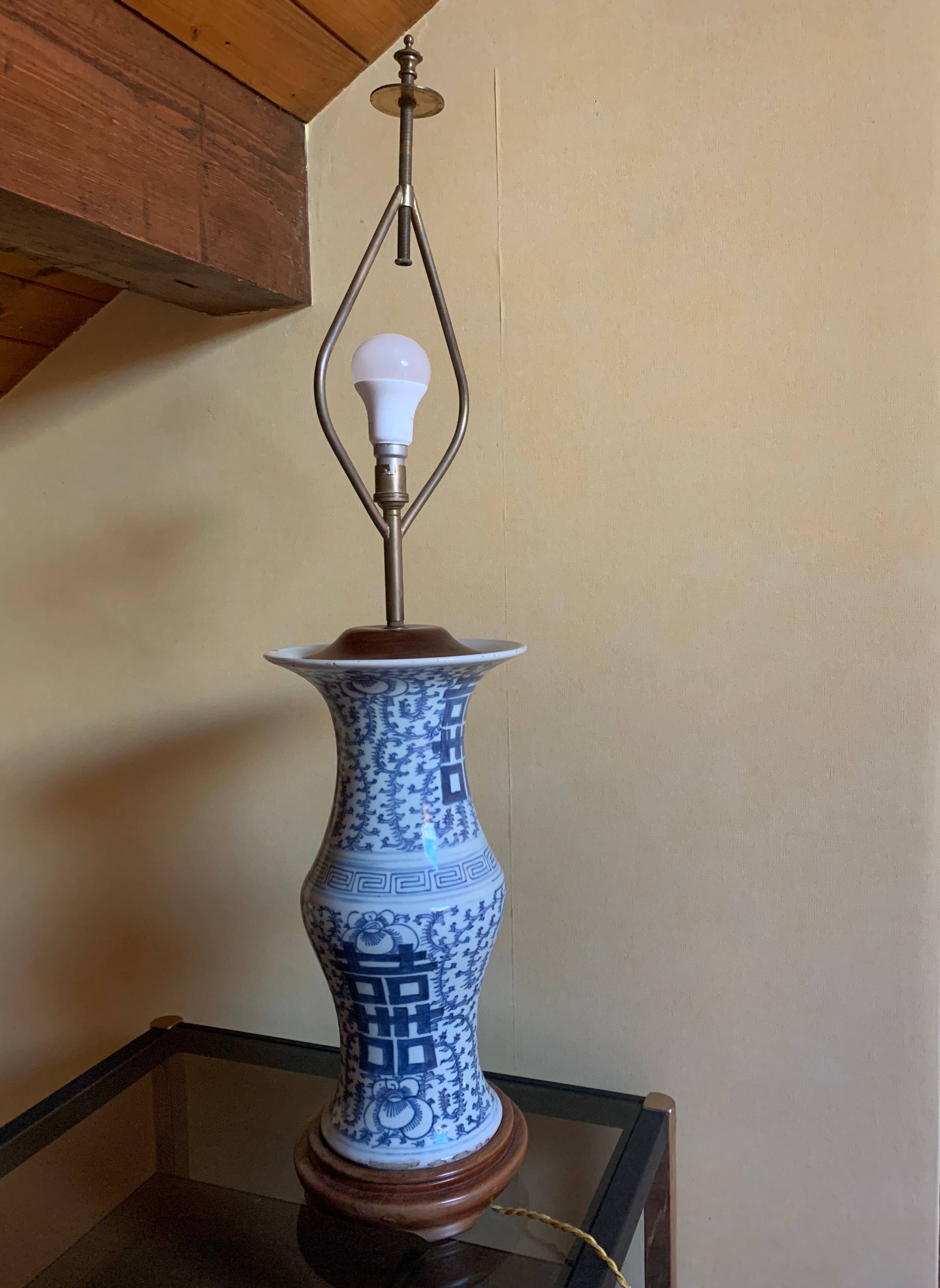 Vase chinois ancien monté en lampe