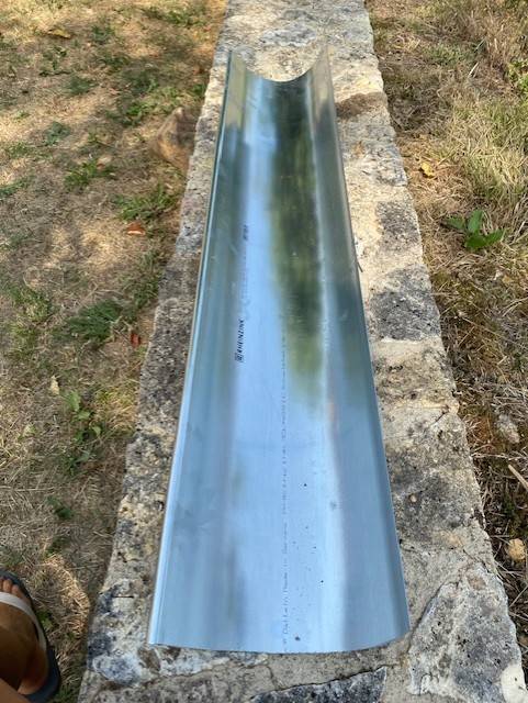 Chute non utilisée de gouttière zinc neuve - 113cm avec naissance