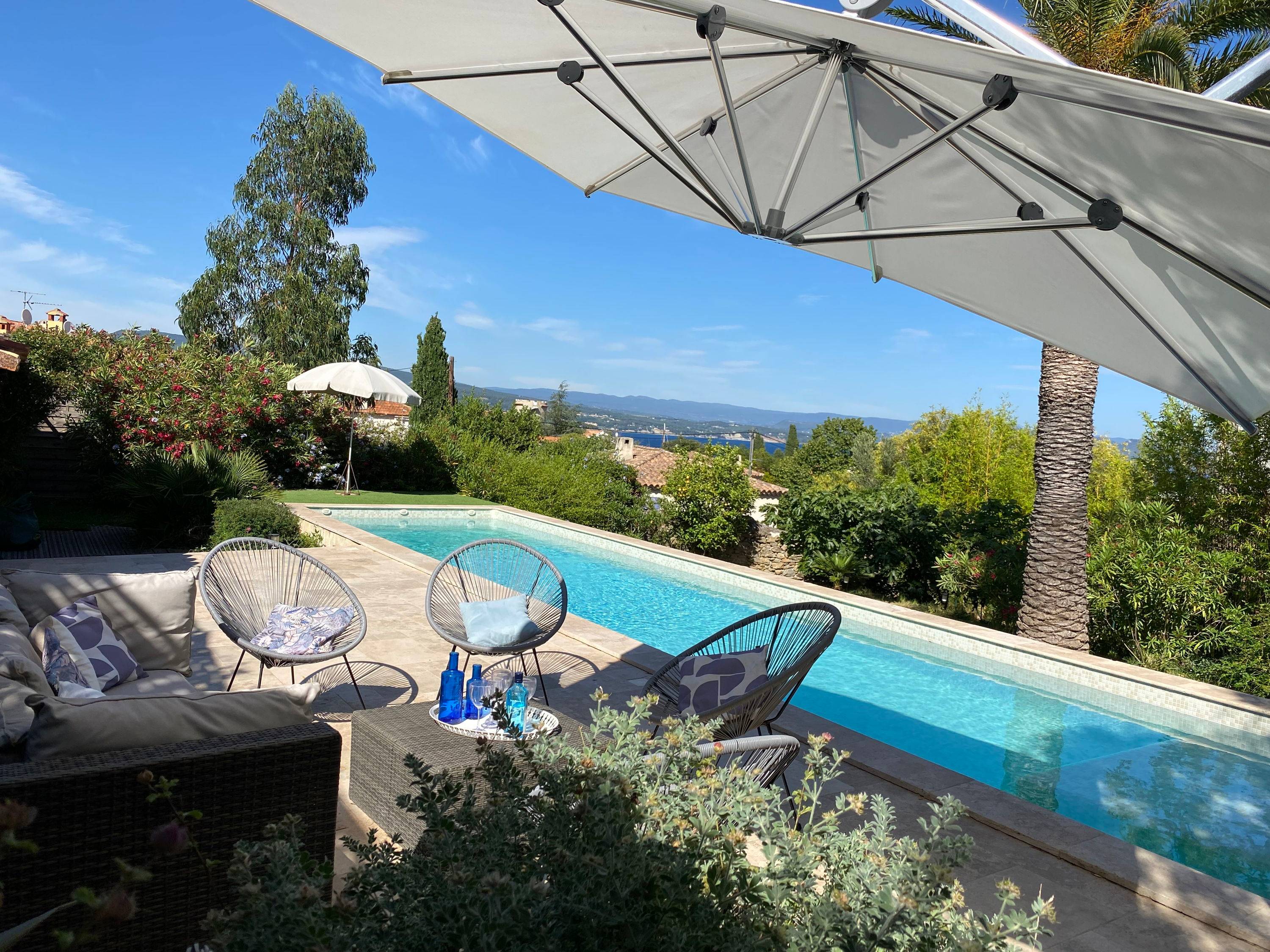 Loue Maison de charme dans impasse privée, 10 couchages, proche Calanques et vieille ville, La Ciotat (13)