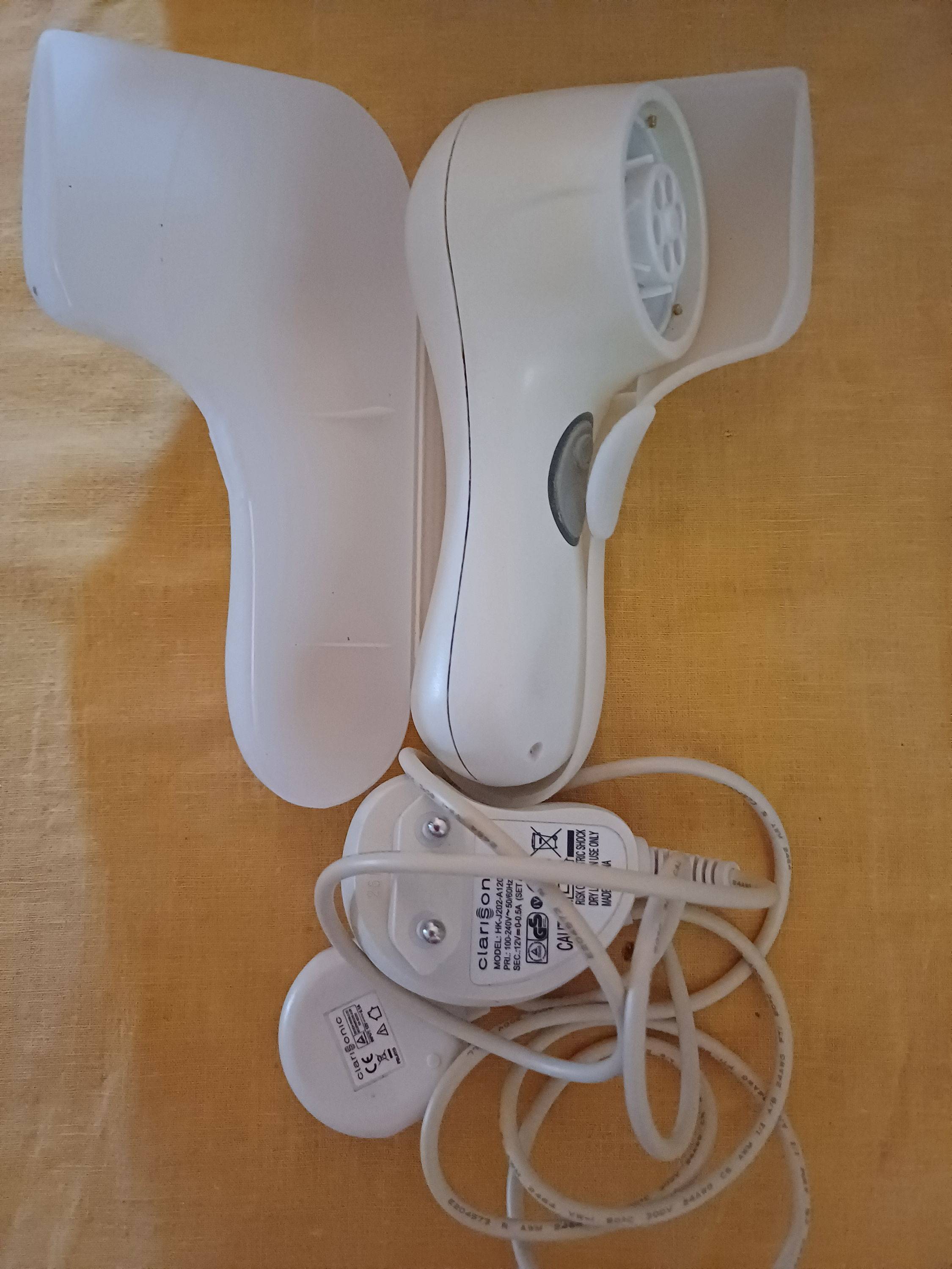 Vends Clarsonic système de brosse nettoyante pour le visage, brosse sonique Mia 2, blanc