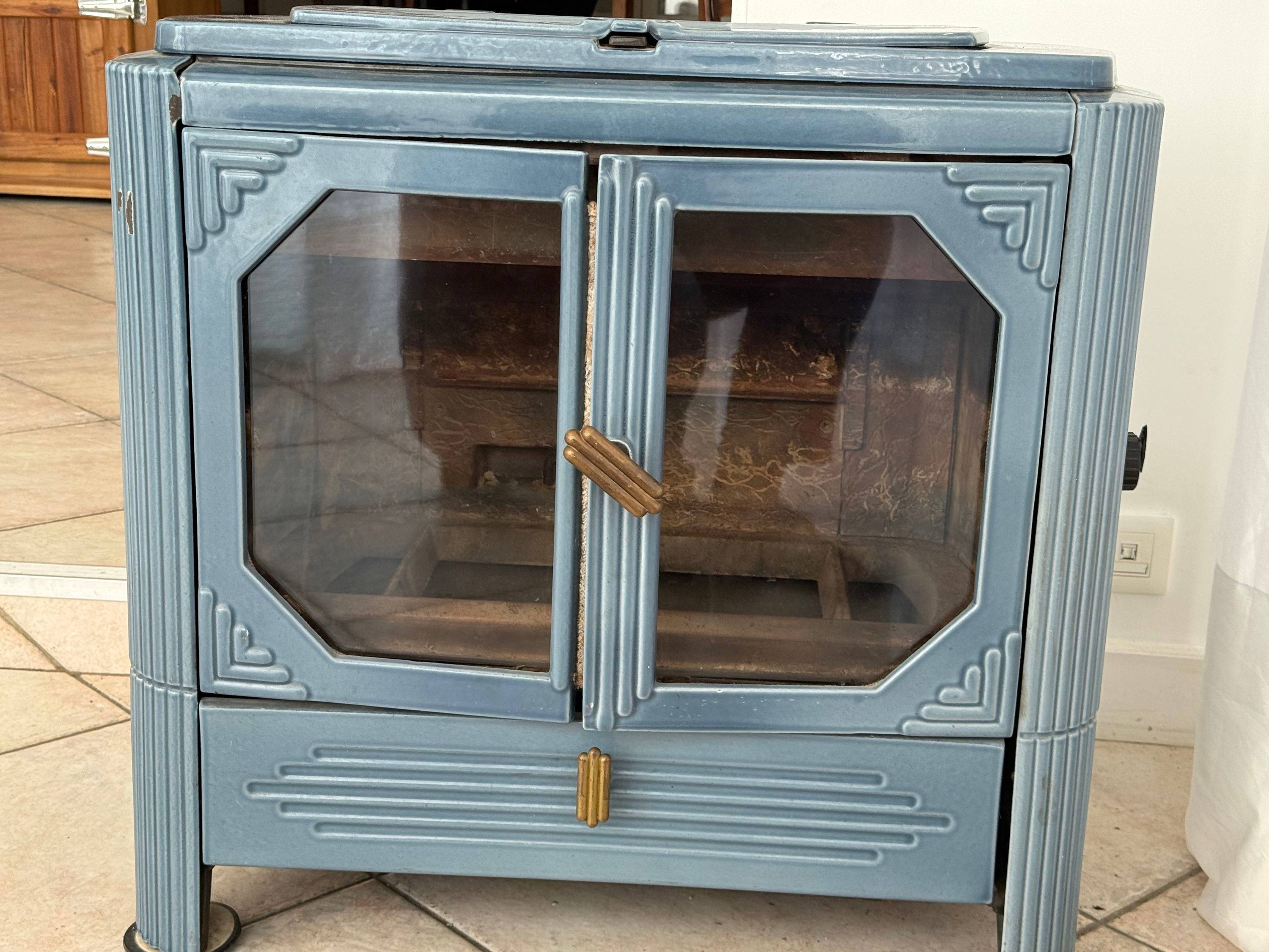 Vends poêle Godin modèle art déco à bois et à charbon