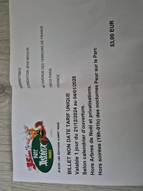 Propose entrée non datée pour le parc Astérix le 1er avril