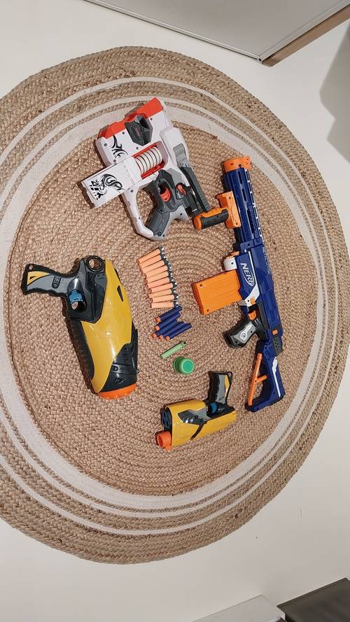 Lot de pistolets NERF
