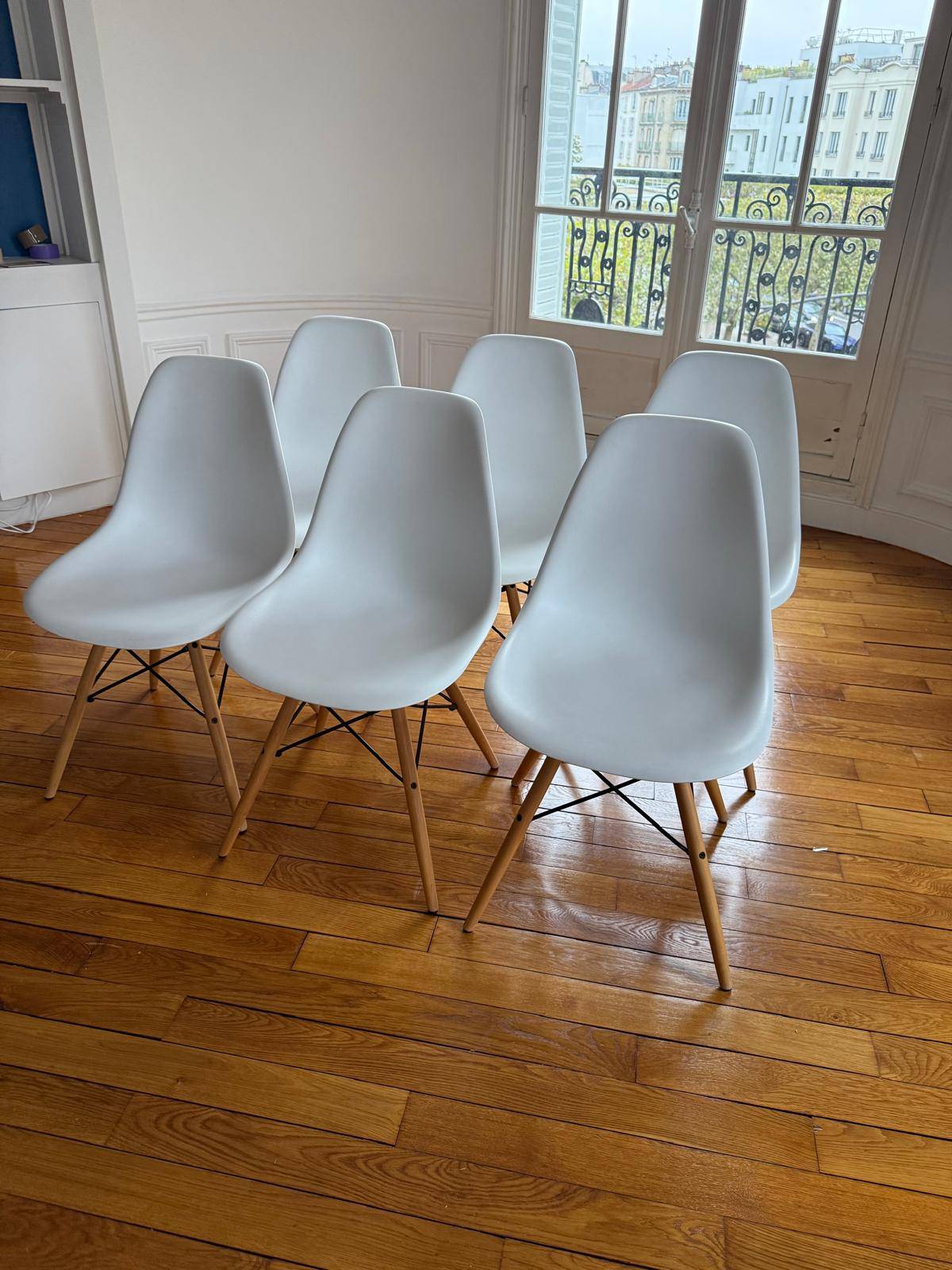 Vends lot de 6 chaises Eames Plastic Side Chair en excellent état