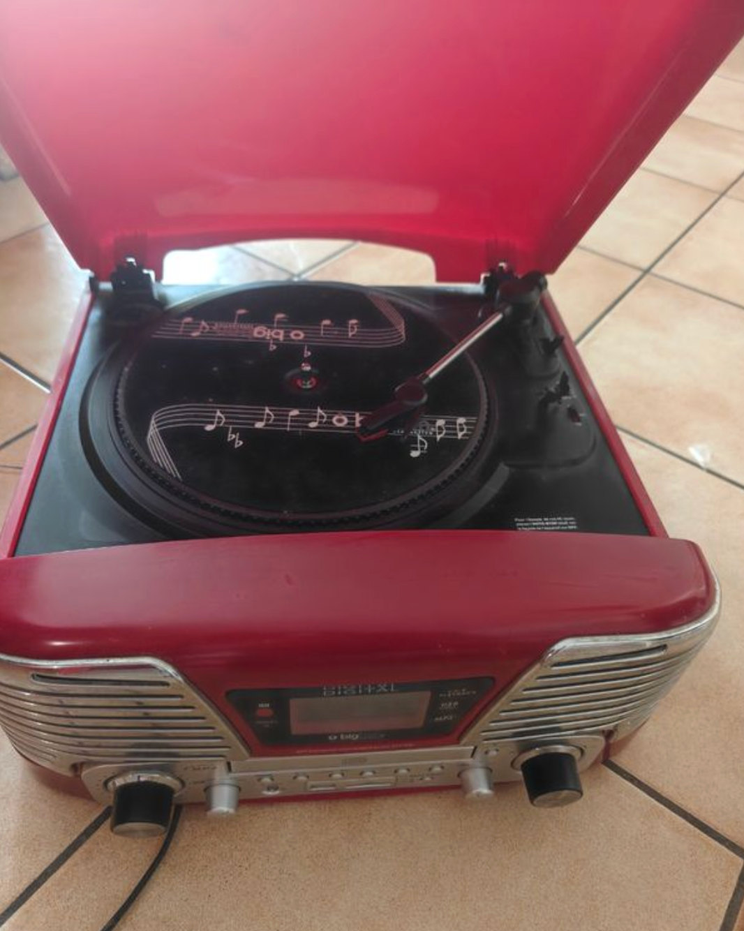 Vends tourne-disque multifonction Bigben – radio / CD / encodeur MP3 / USB / SD