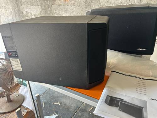 Vends enceintes vintage Bose 301 series IV Direct/Reflecting