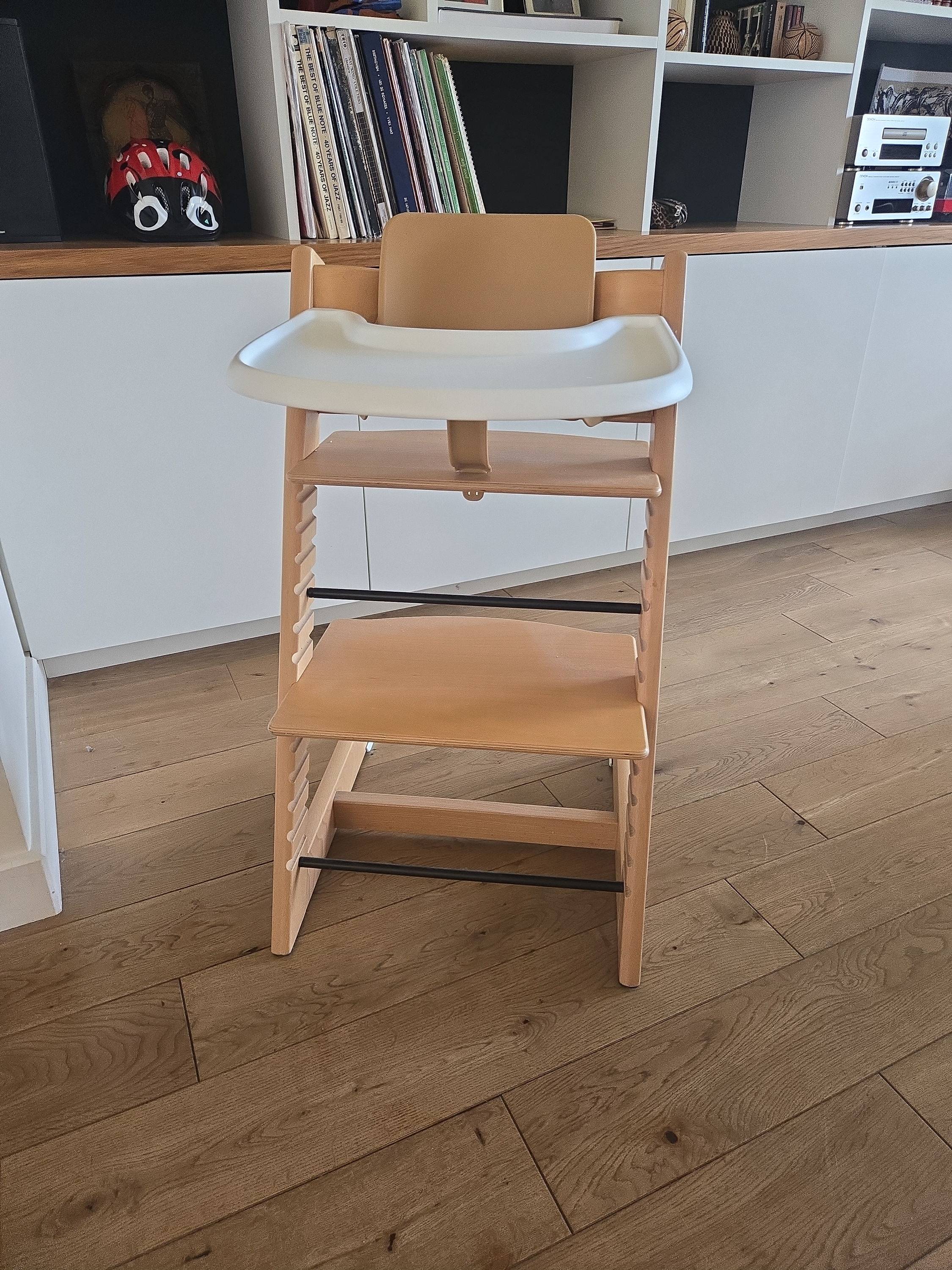 Vends Tripp Trapp + plateau