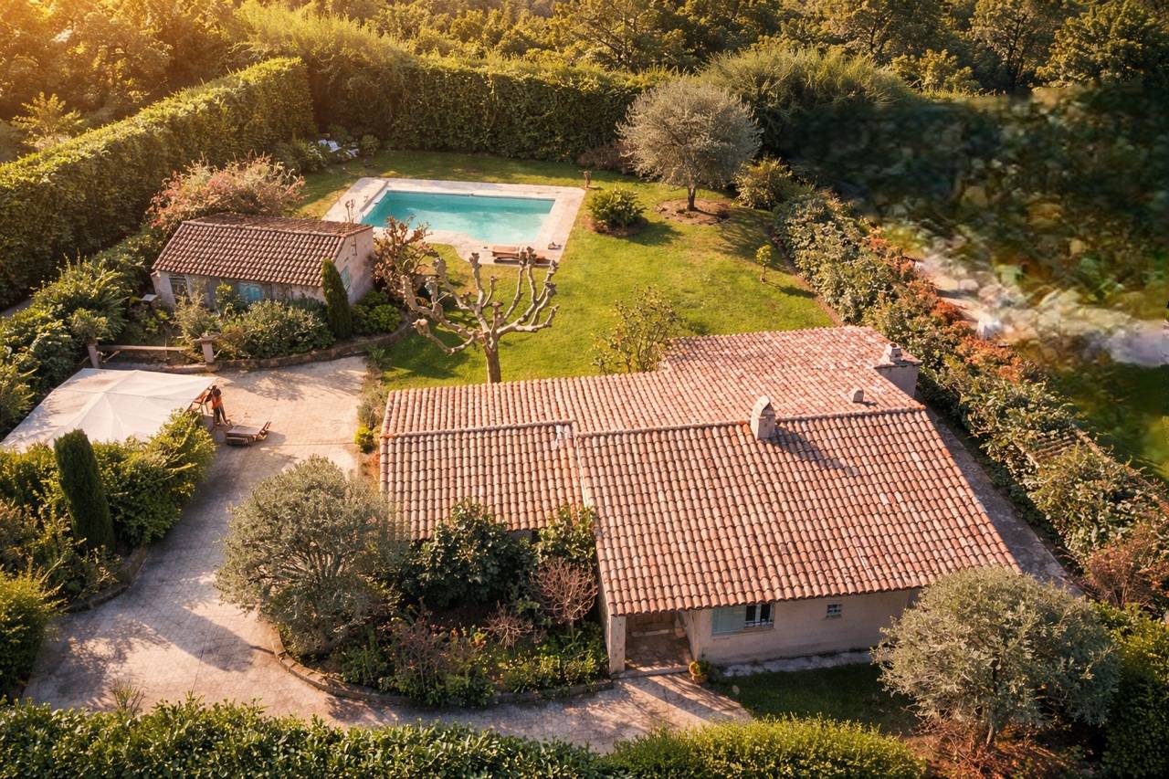 Loue maison provençale au cœur de la presqu’île - 10 couchages - Saint-Tropez (83)