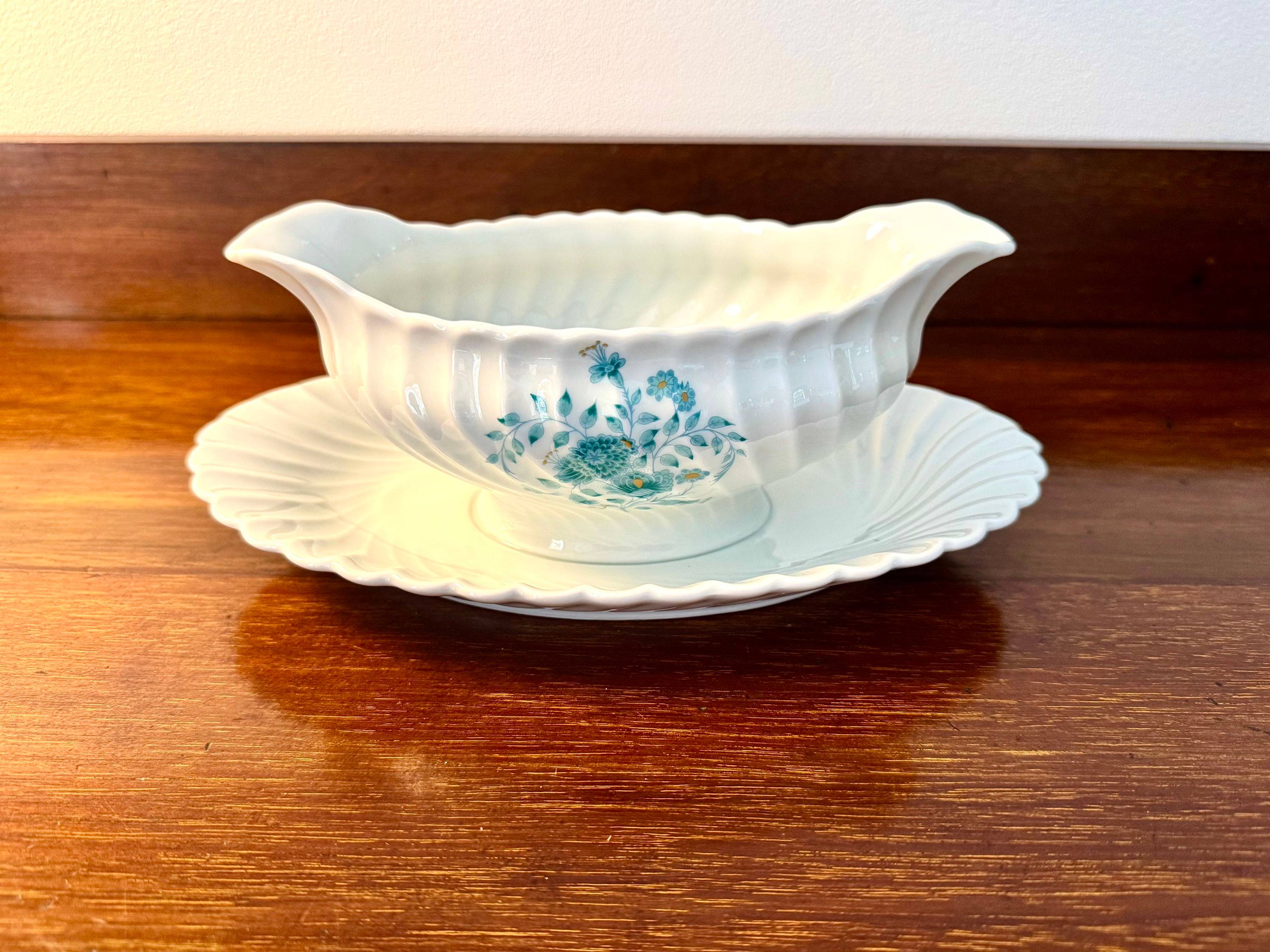 Vends légumier/saucière Haviland Limoges avec dormant, décor floral bleu turquoise