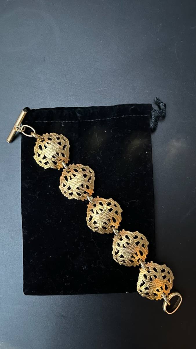 Bracelet doré Chantal Thomass longueur 20 cm