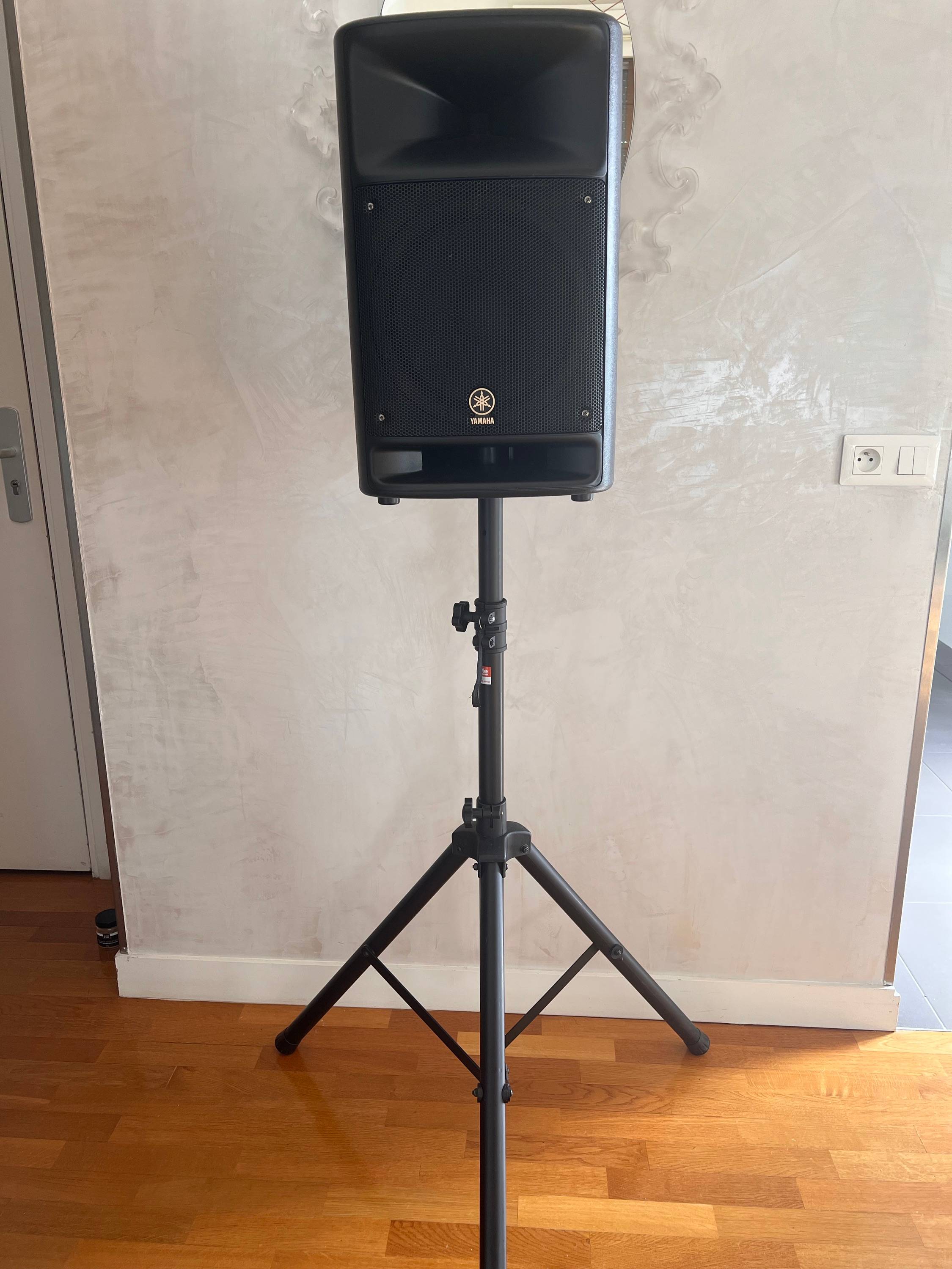 Loue enceinte Yamaha