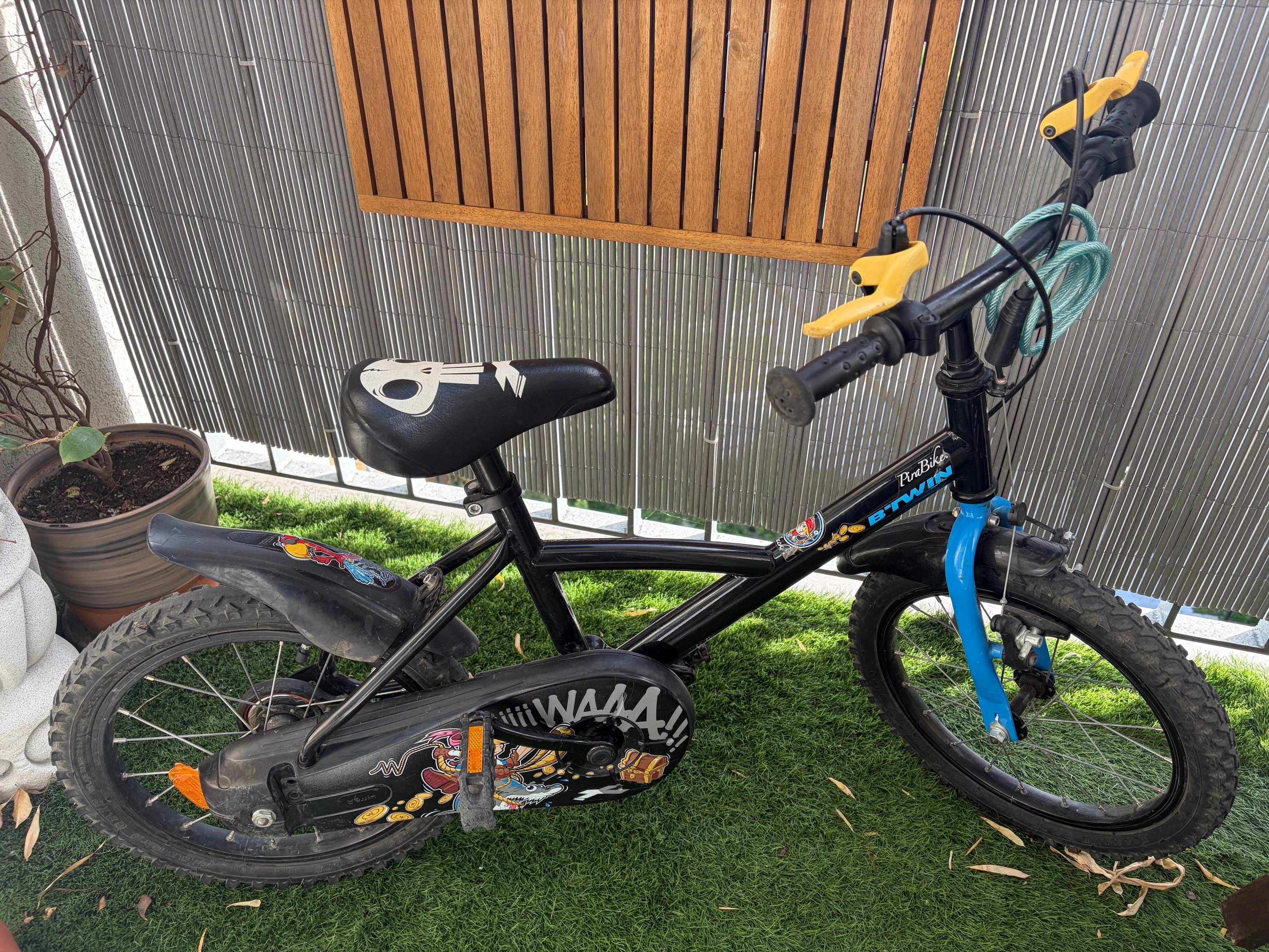 Vends vélo enfant 16 pouces
