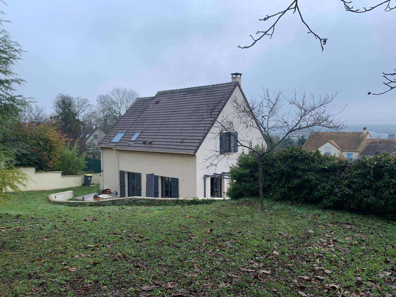 Vends villa contemporaine sans travaux - 139m² - Meulan centre résidentiel et calme