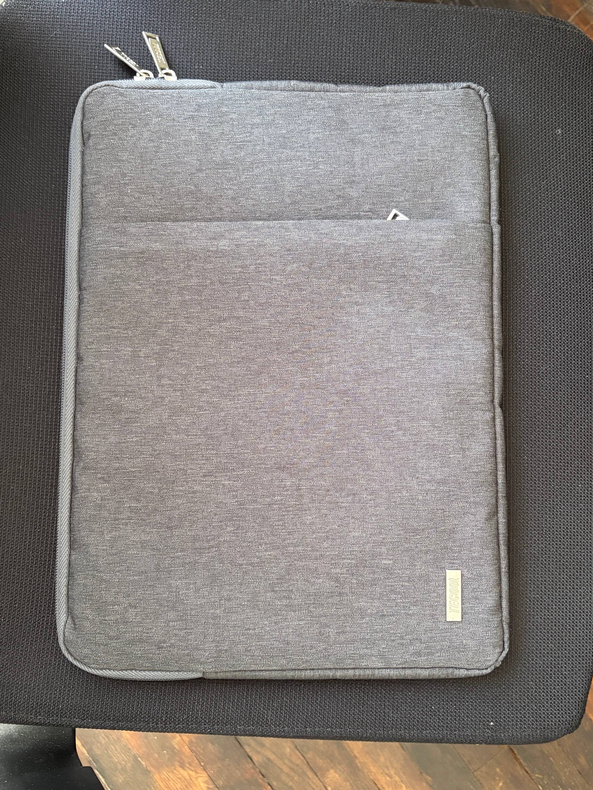 Vends housse de protection ordinateur