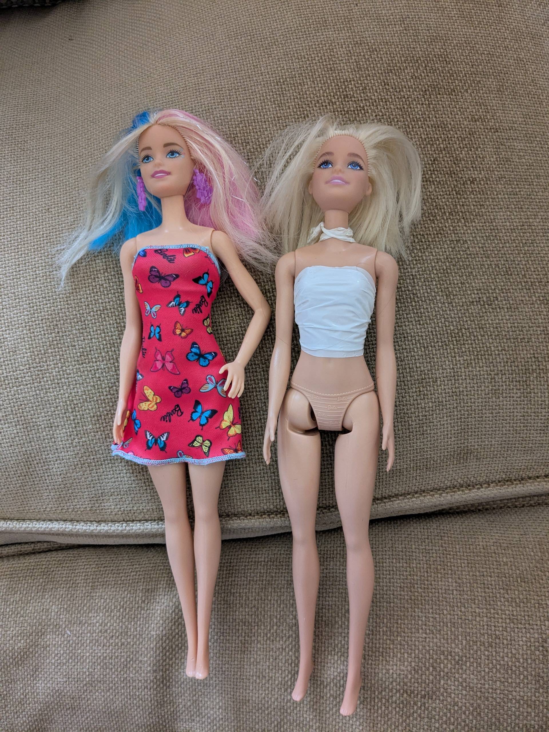 Vends poupées Barbie