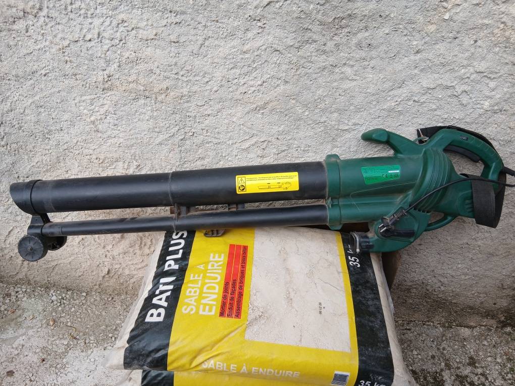 Souffleur électrique ADEO – SANS SAC