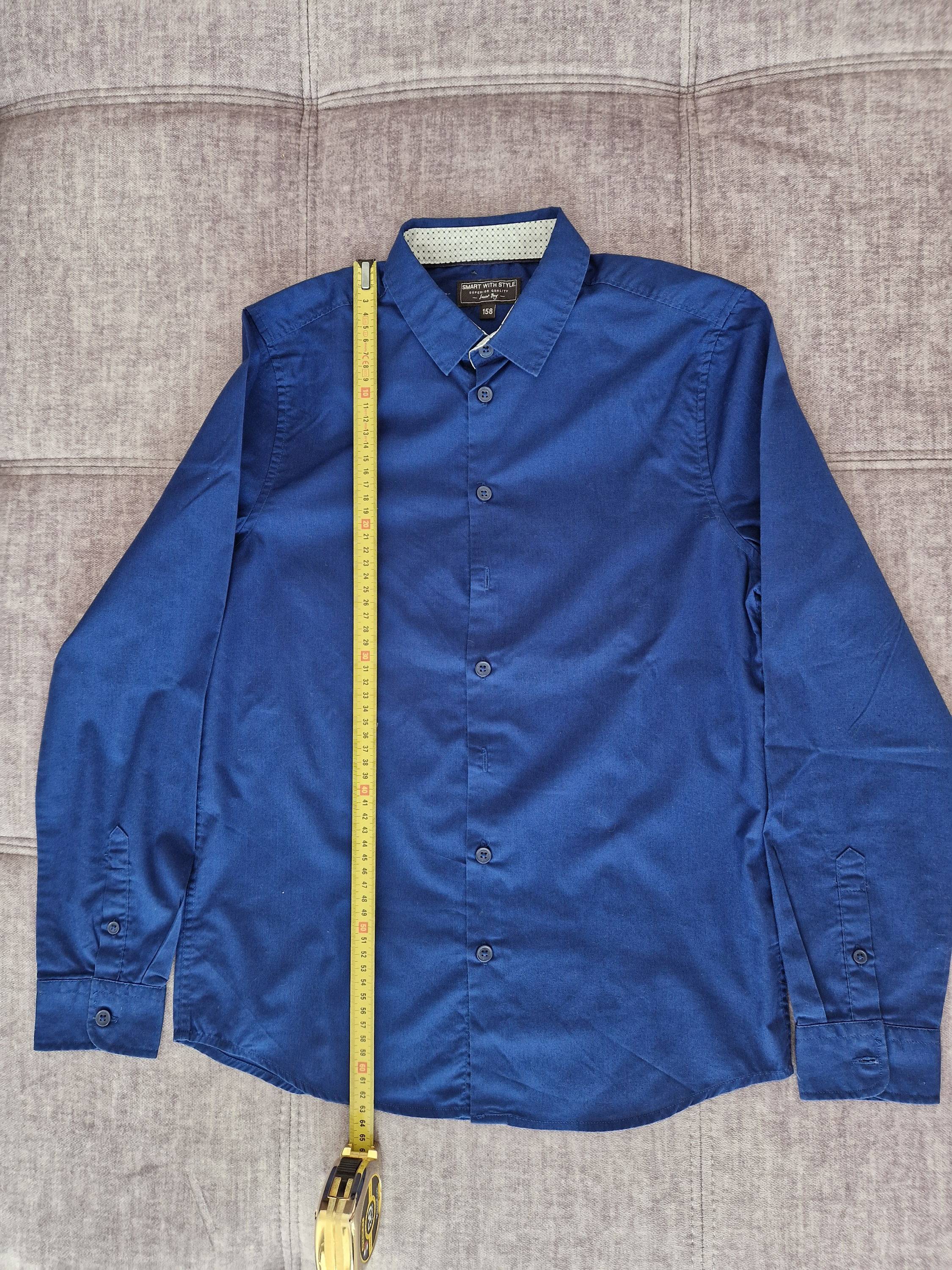 Vends chemise garçon bleue manches longues - Taille 13 ans