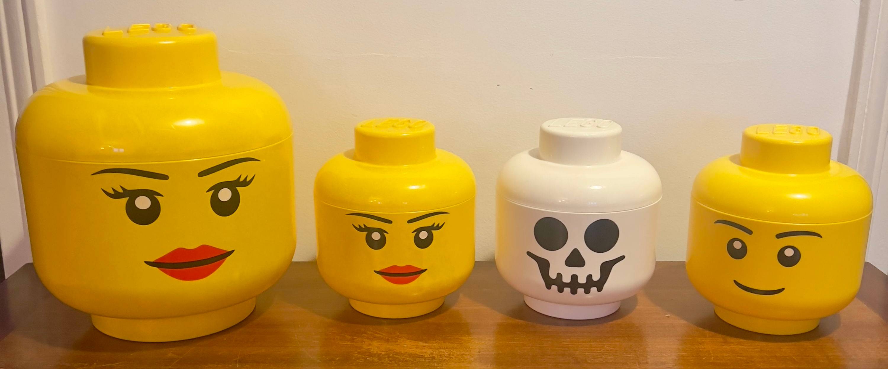 Vends tête de rangement LEGO, moyennes et grandes tailles