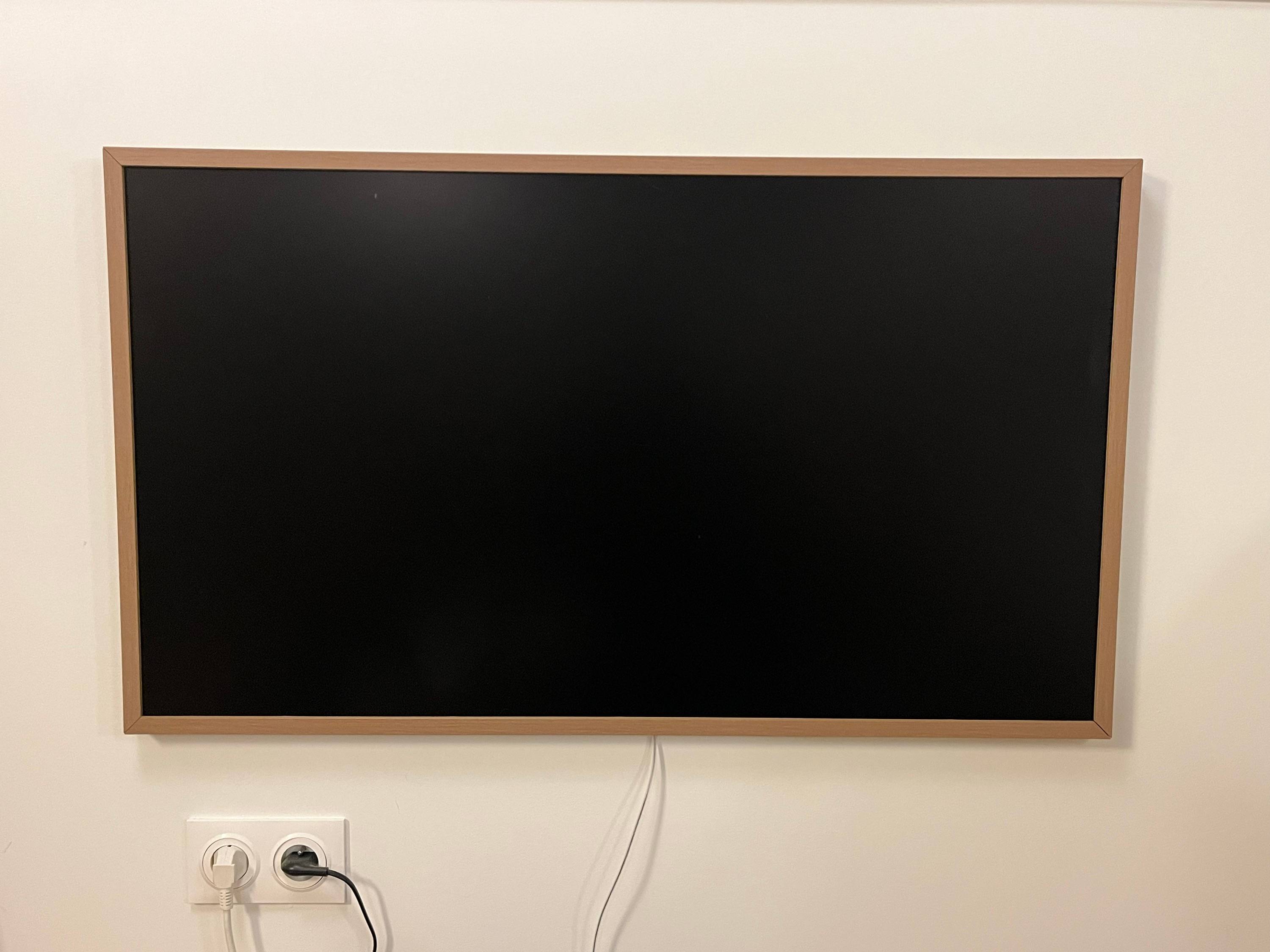 X TV QLED Samsung The Frame TQ43LS03D 108 cm 4K UHD Smart TV 2024 Noir Avec Cadre chêne