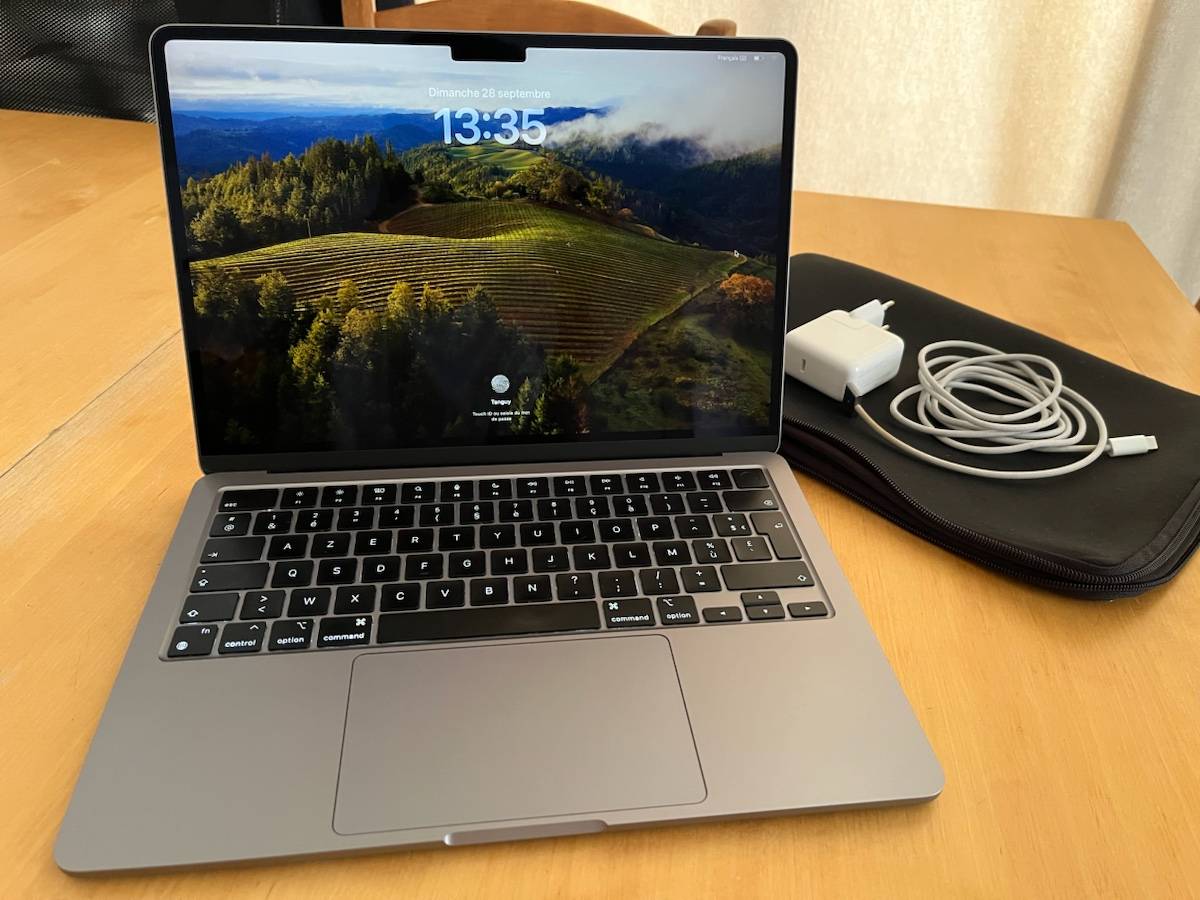 MacBook Air M2 en très bon état