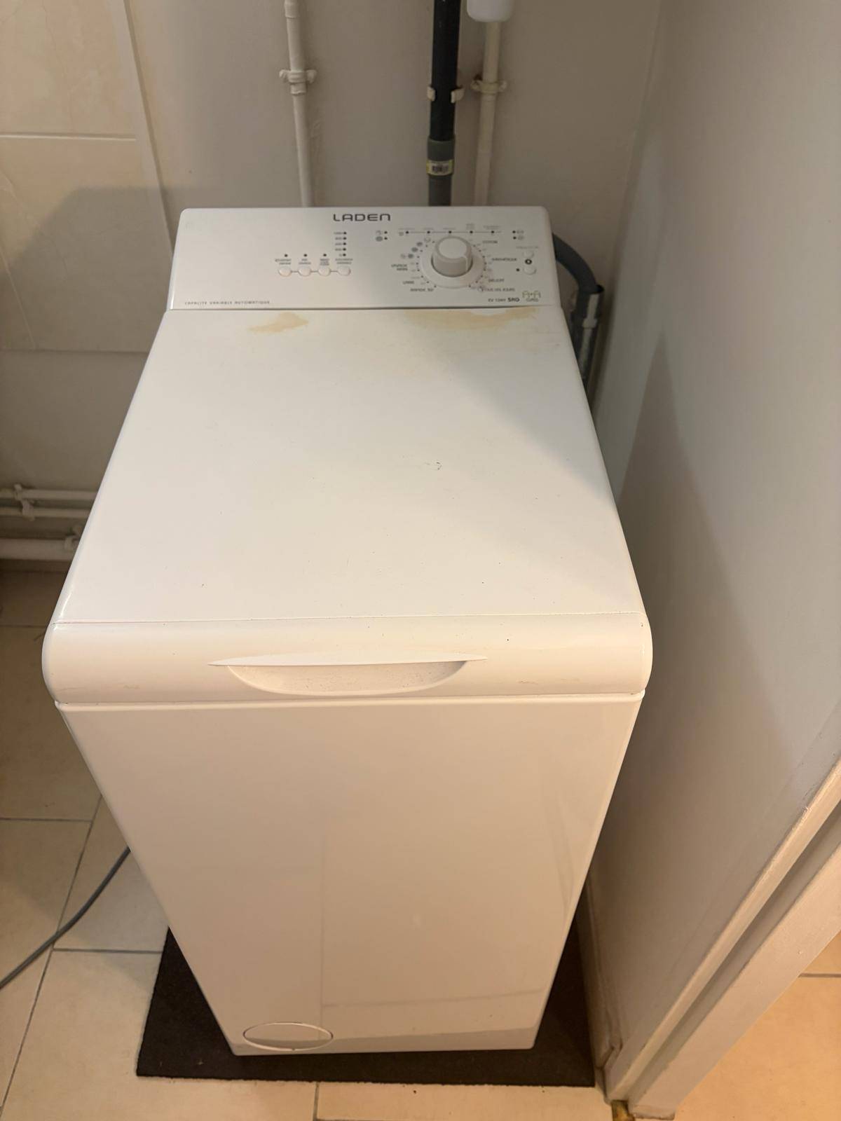 Vends machine à laver le linge 5kg Laden