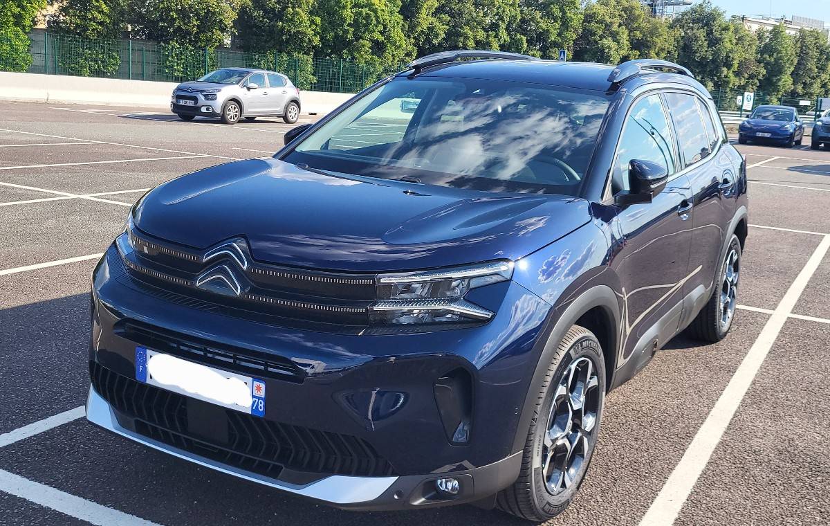 Vends Citroën C5 Aircross hybride 145 MHEV MAX, 2025, 7500km
