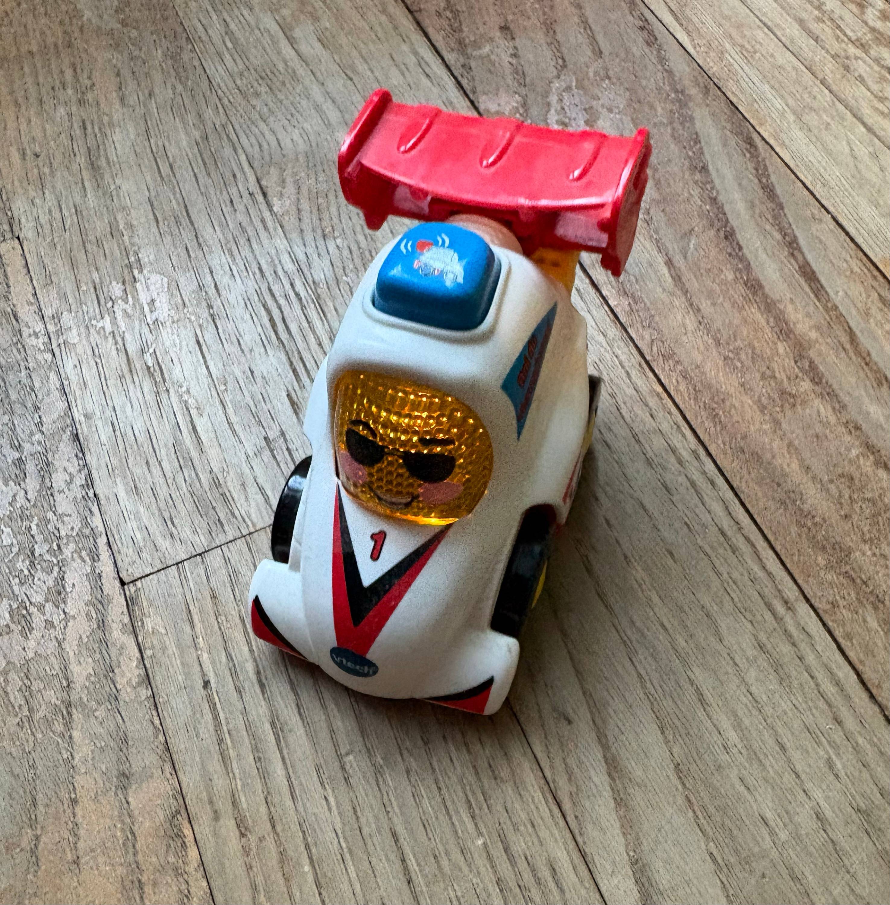 Voiture VTech de course