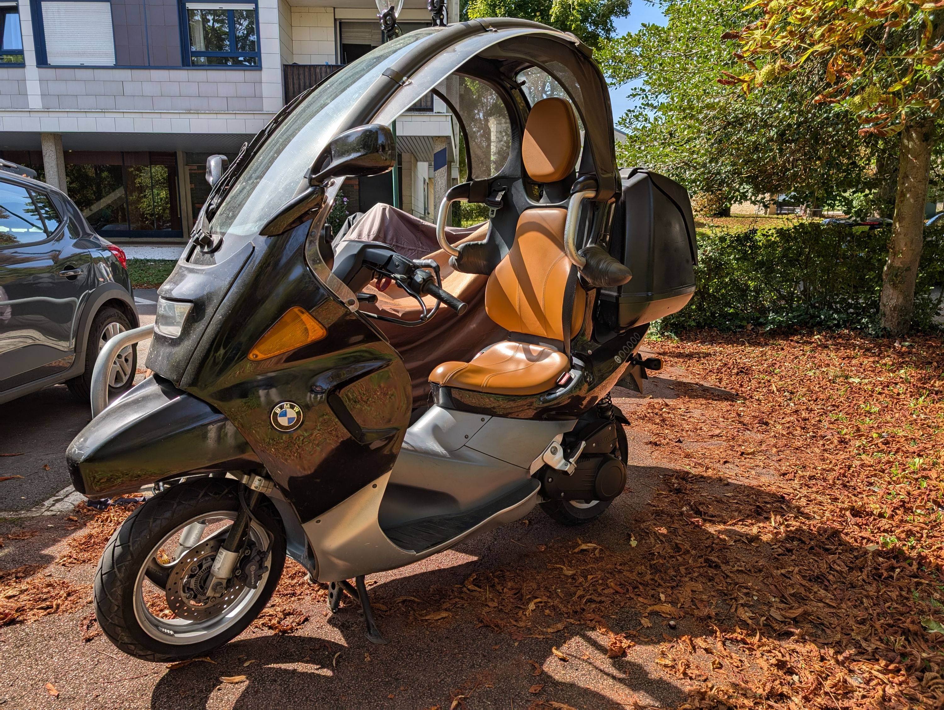 Vends scooter BMW C1, 2001, 15000km