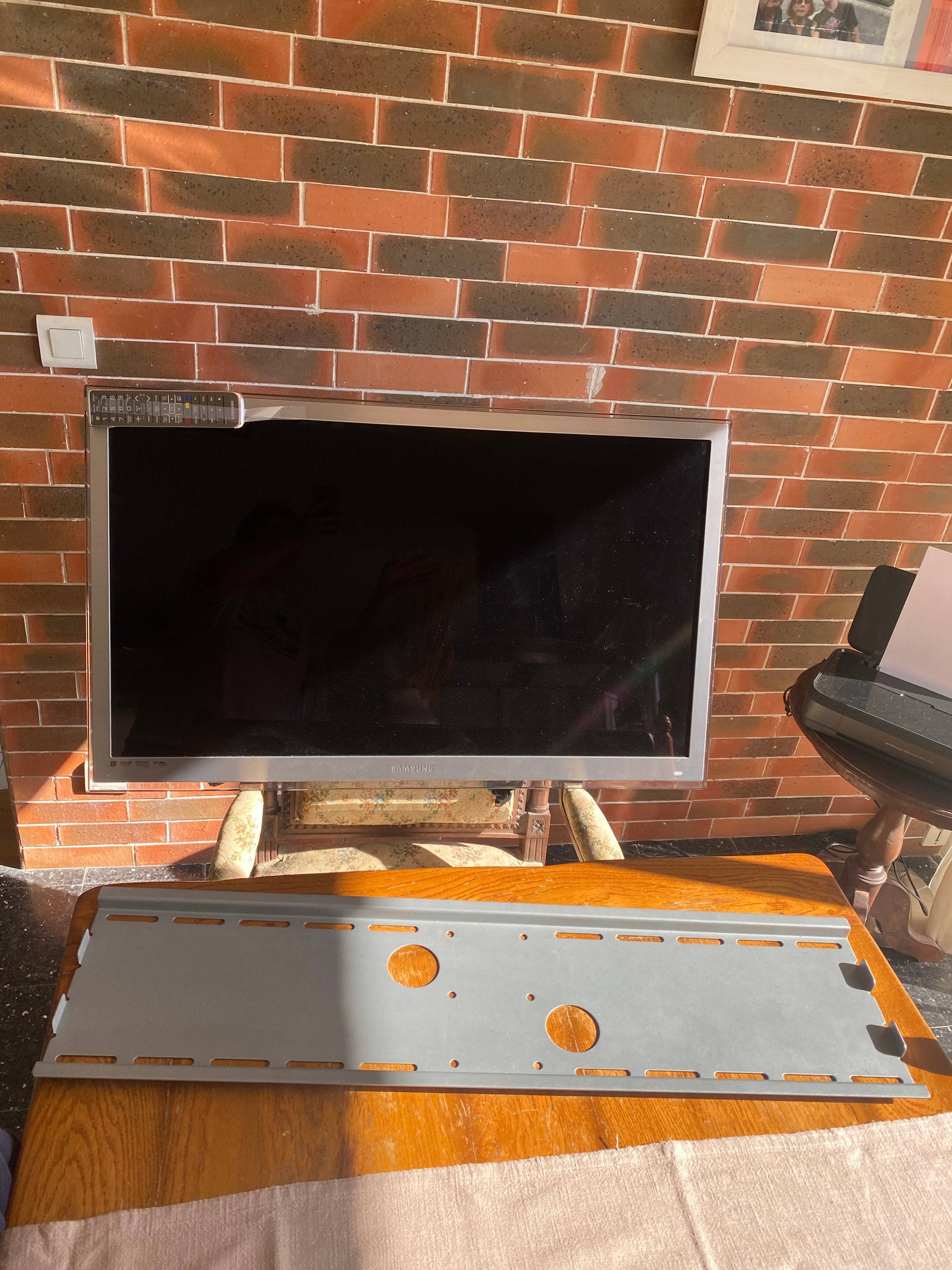 TV Samsung 40 pouces Full HD 1080p LCD