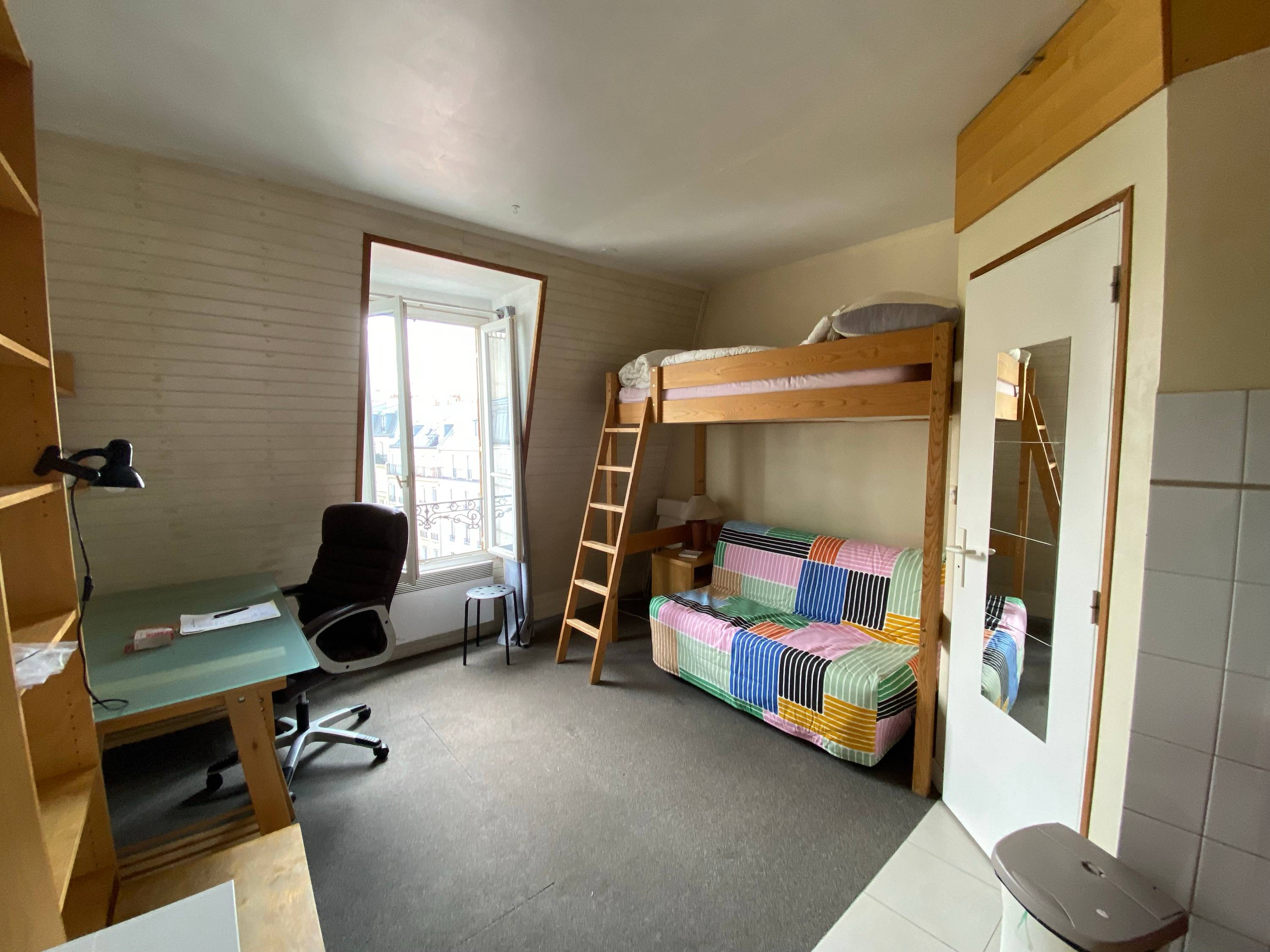 Loue studio 21m² Paris école Militaire - 1 chambre