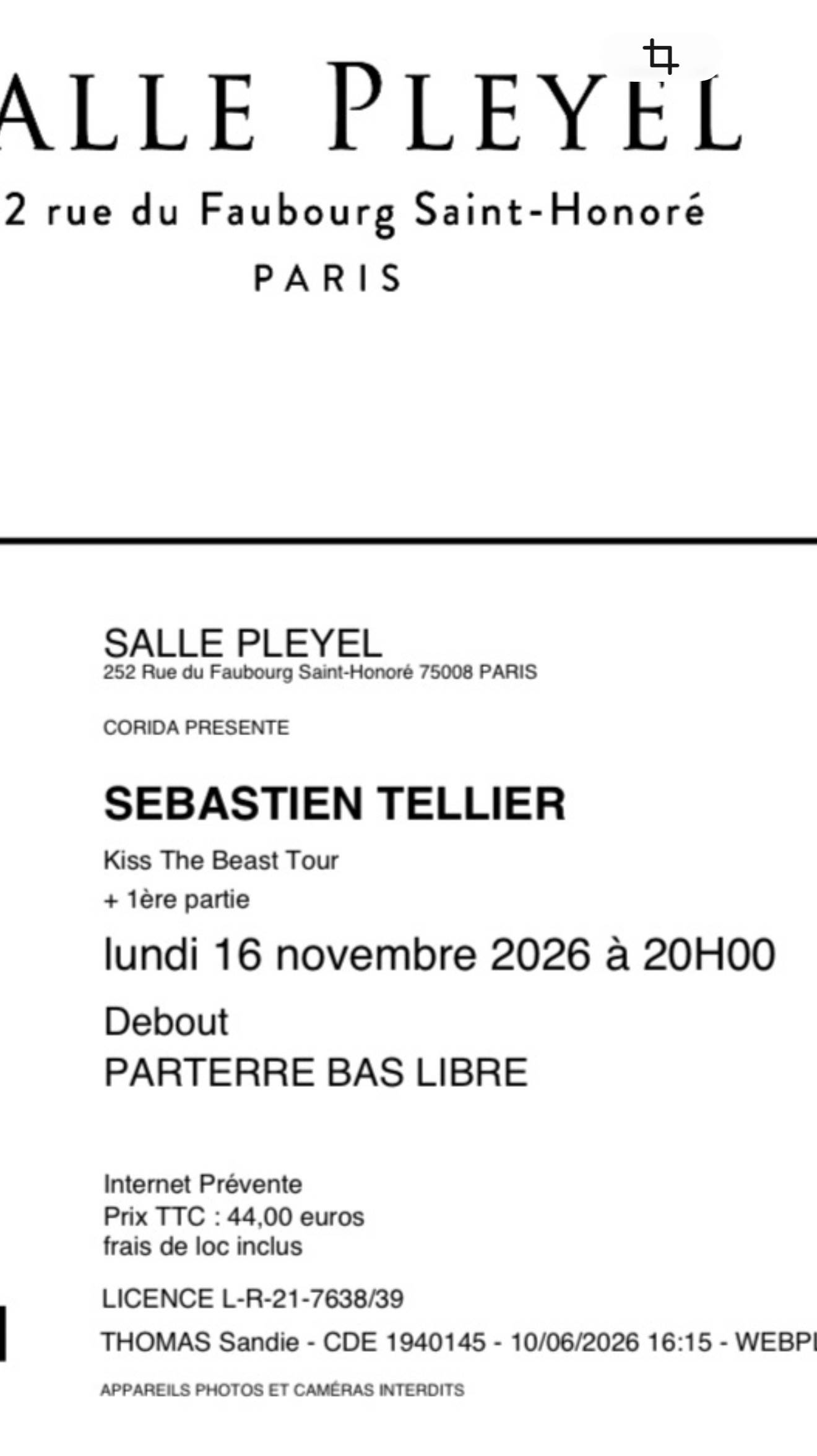 Propose 1 place pour le concert de Sébastien Tellier à la Salle Pleyel le 16 novembre