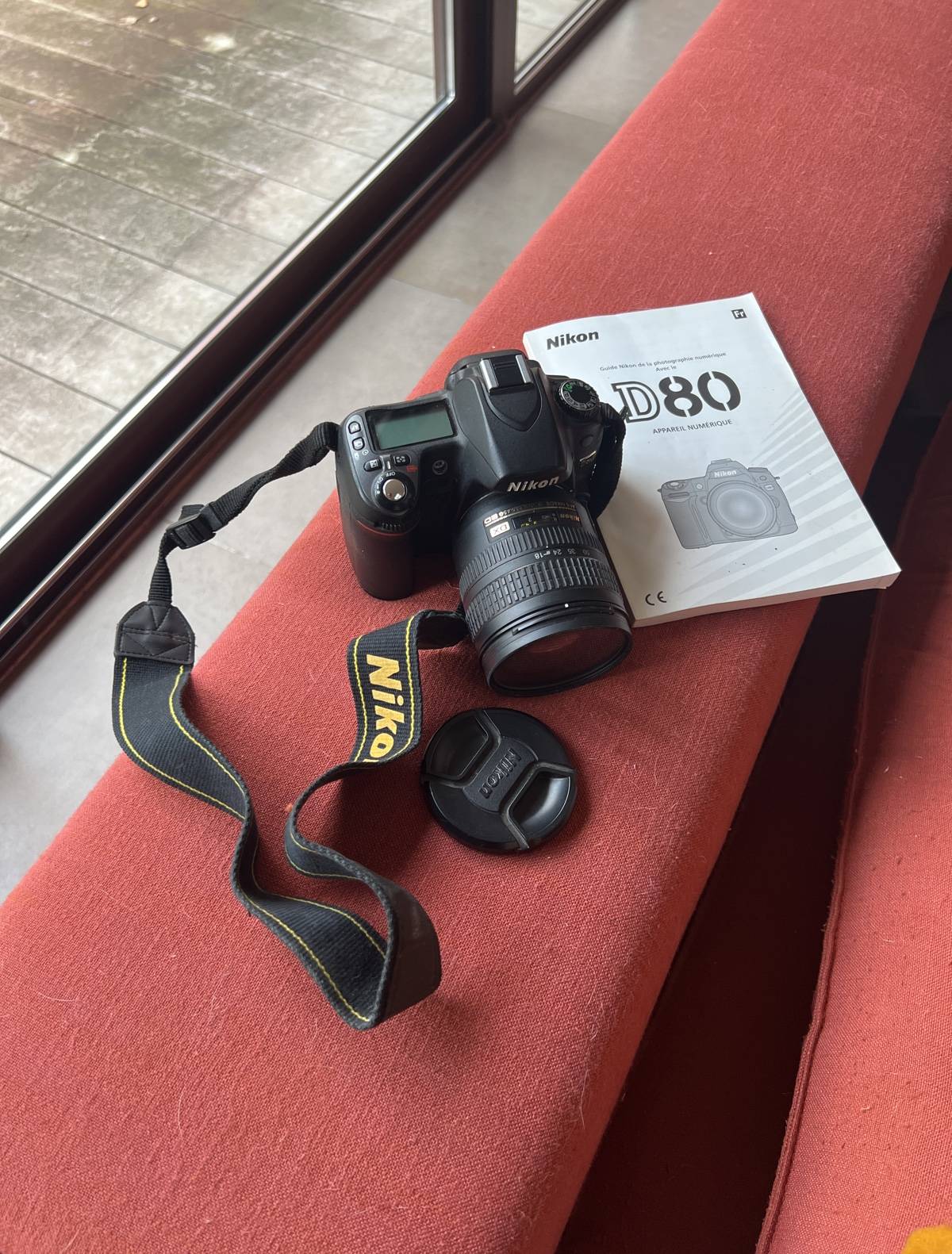 Vends appareil photo Nikon D80