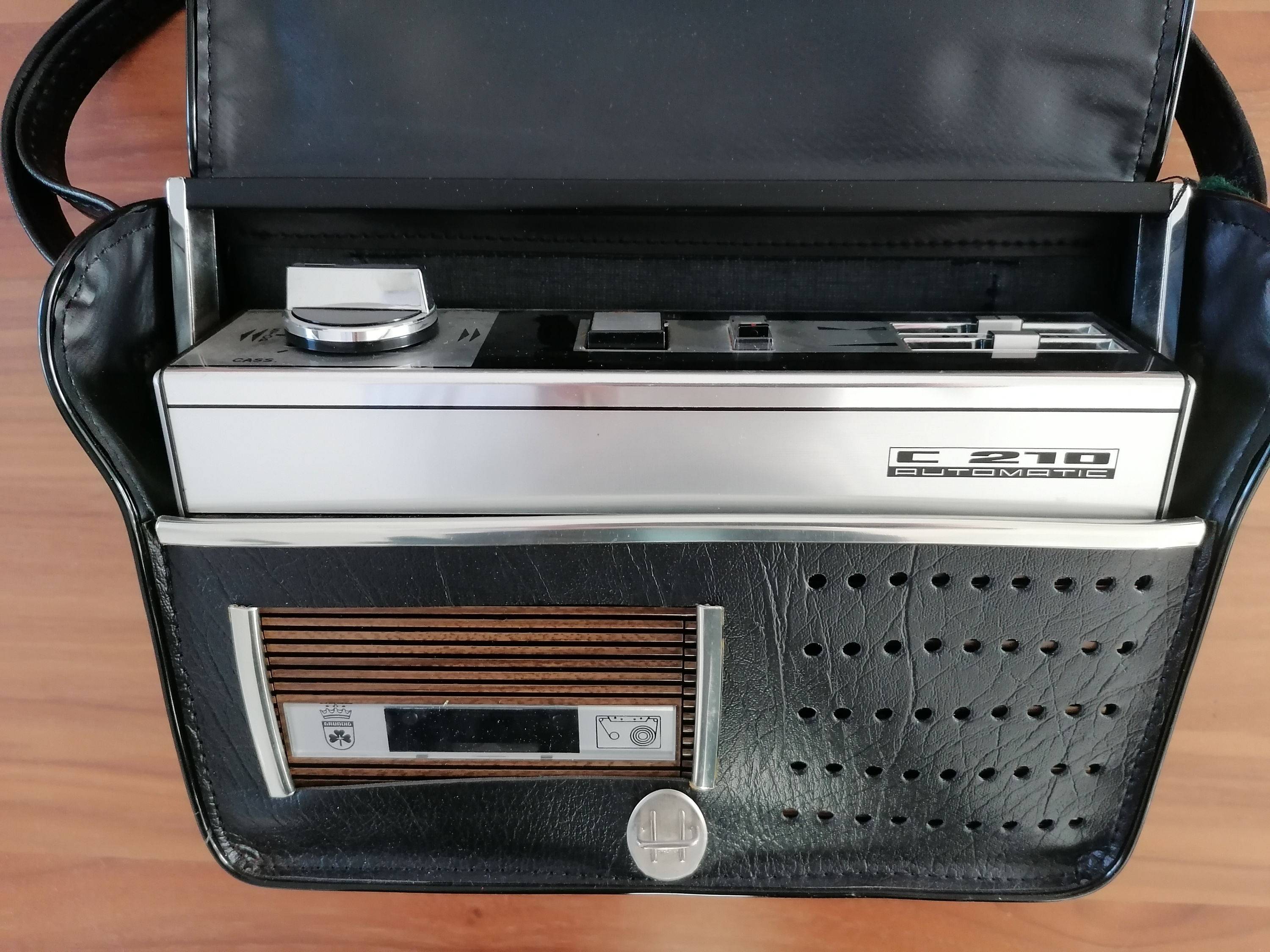 Grundig C-210 Automatic lecteur enregistreur cassette vintage