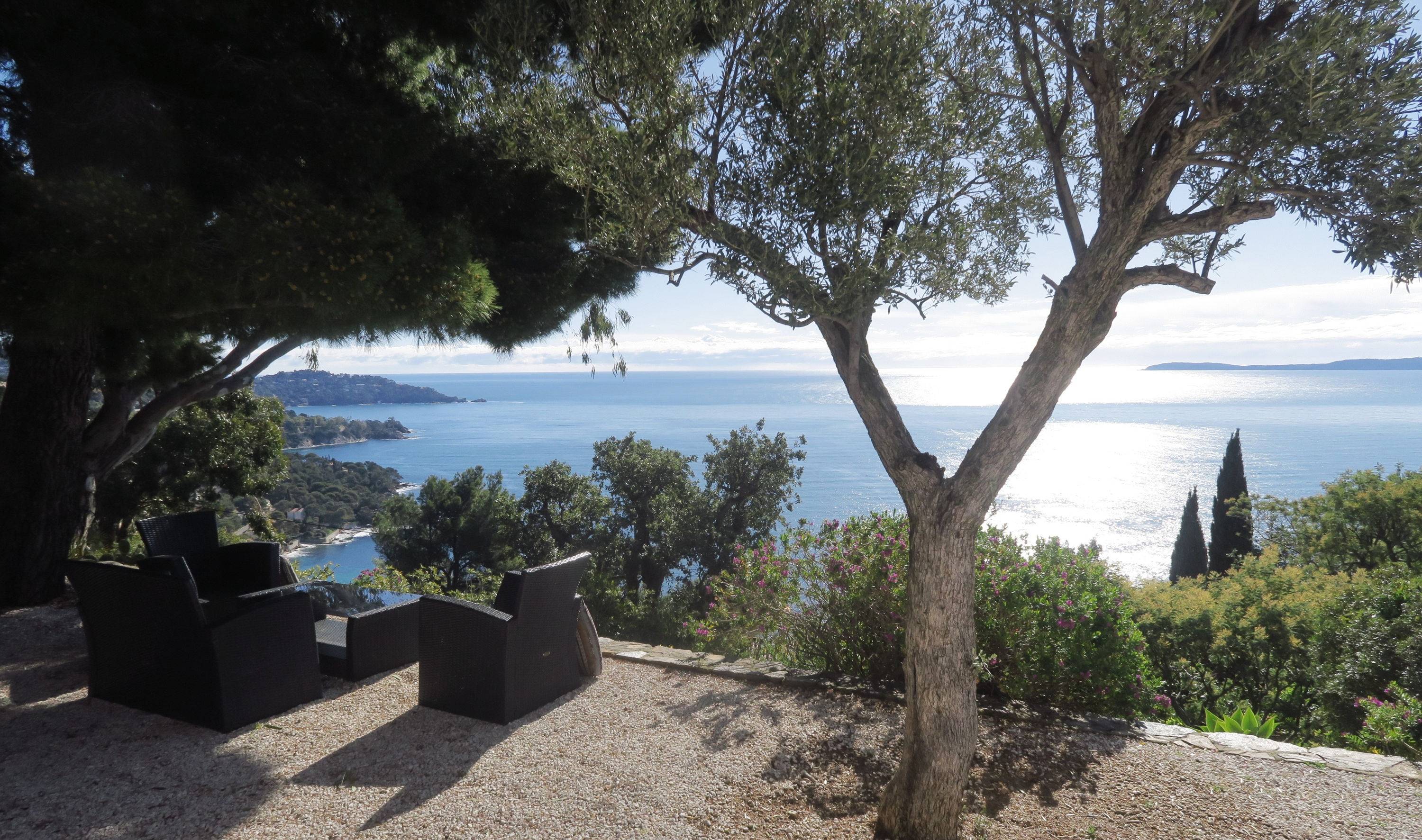 Loue maison vue mer exceptionnelle près de Le Lavandou - 6 couchages