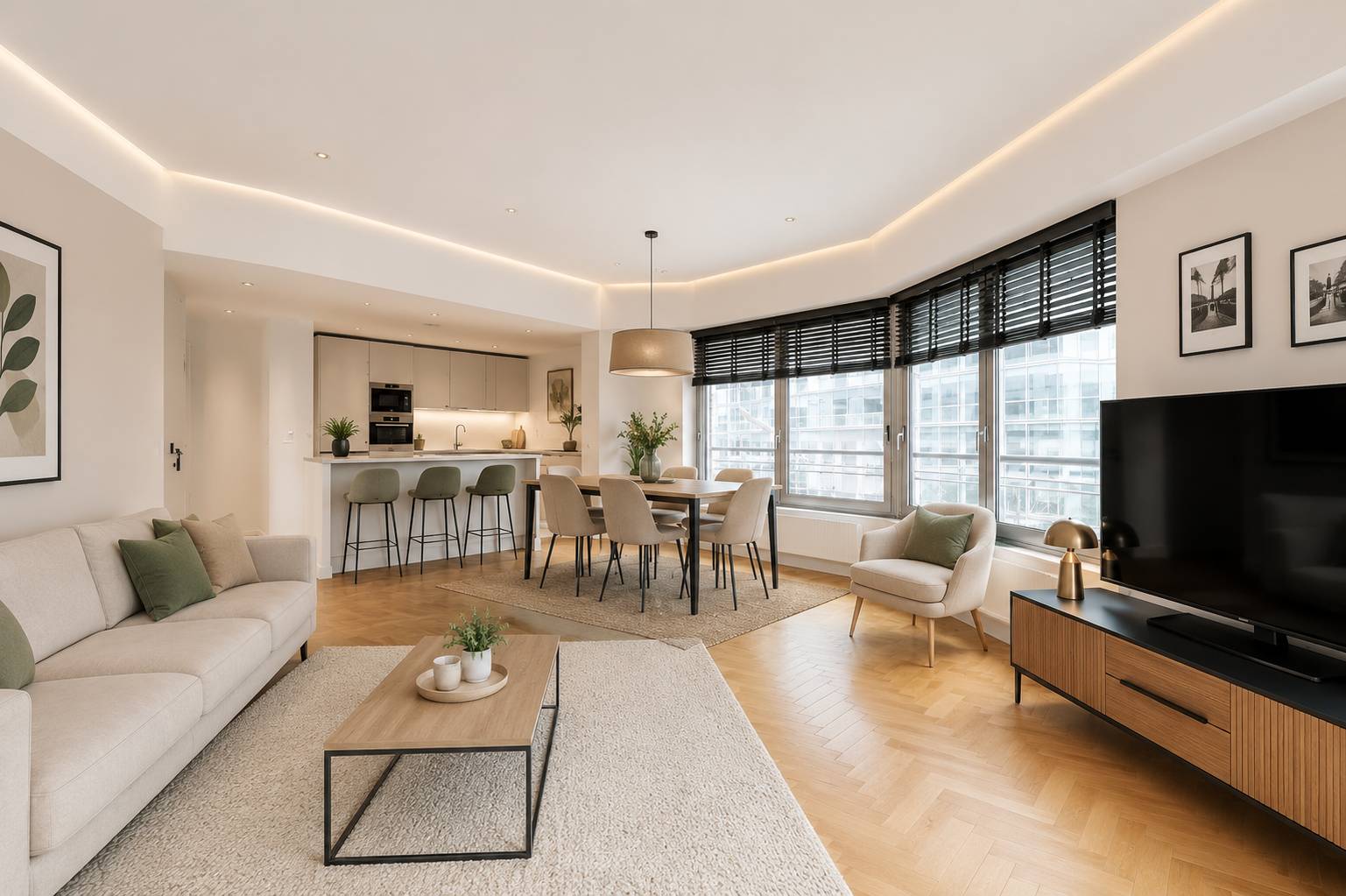 Vends Levallois-greffulhe- 4 pieces - 3 chambres- 3 balcons -Cave- Parking - 93m²