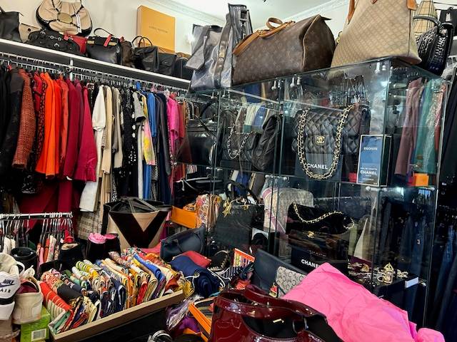 Vends dépot-vente de luxe