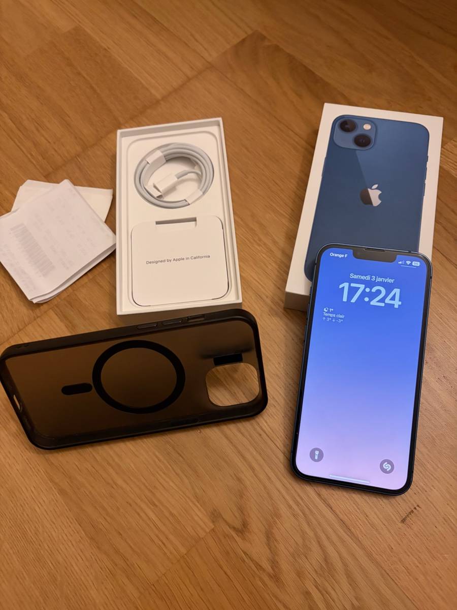 Vends iPhone 13 128 Go excellent état