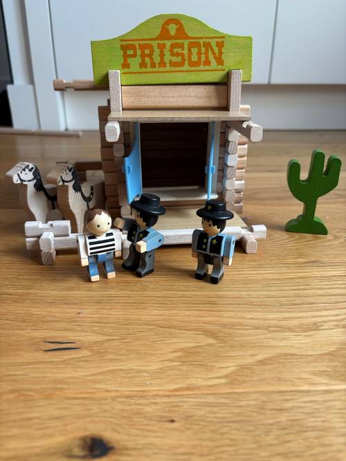 Vends jeu de construction Jura La prison du shérif