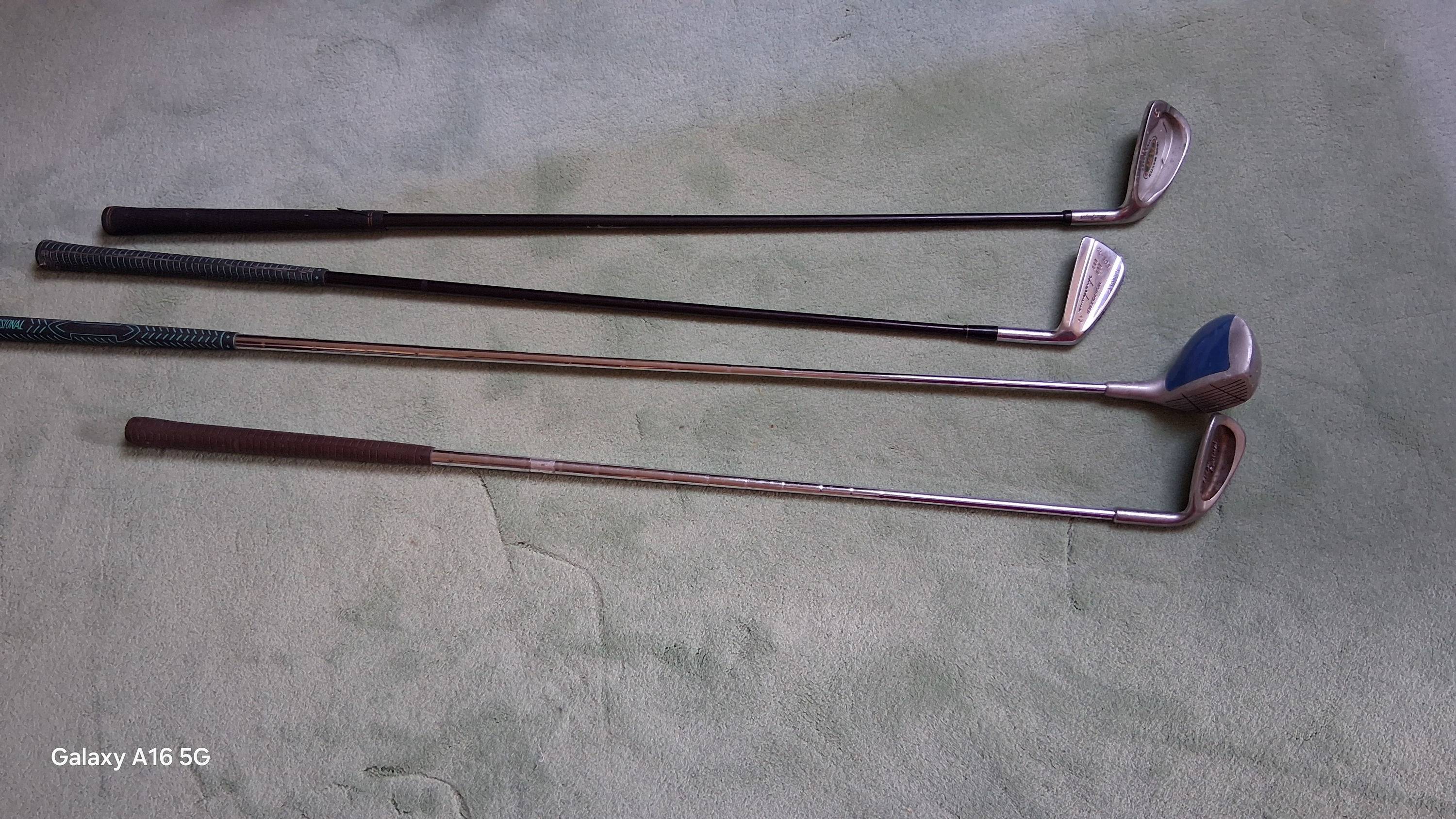 Vends clubs de golf